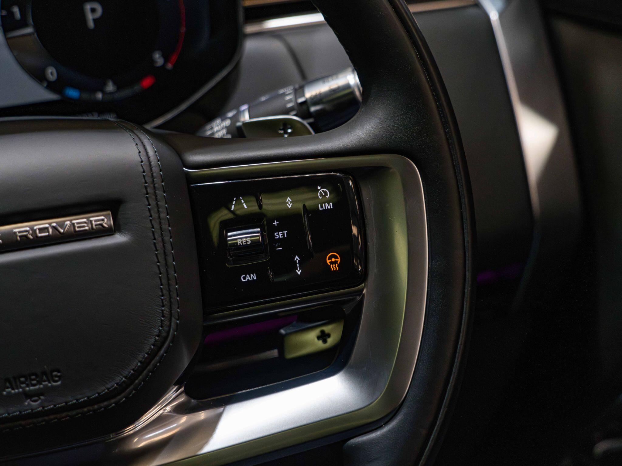 Land Rover Range Rover view 18