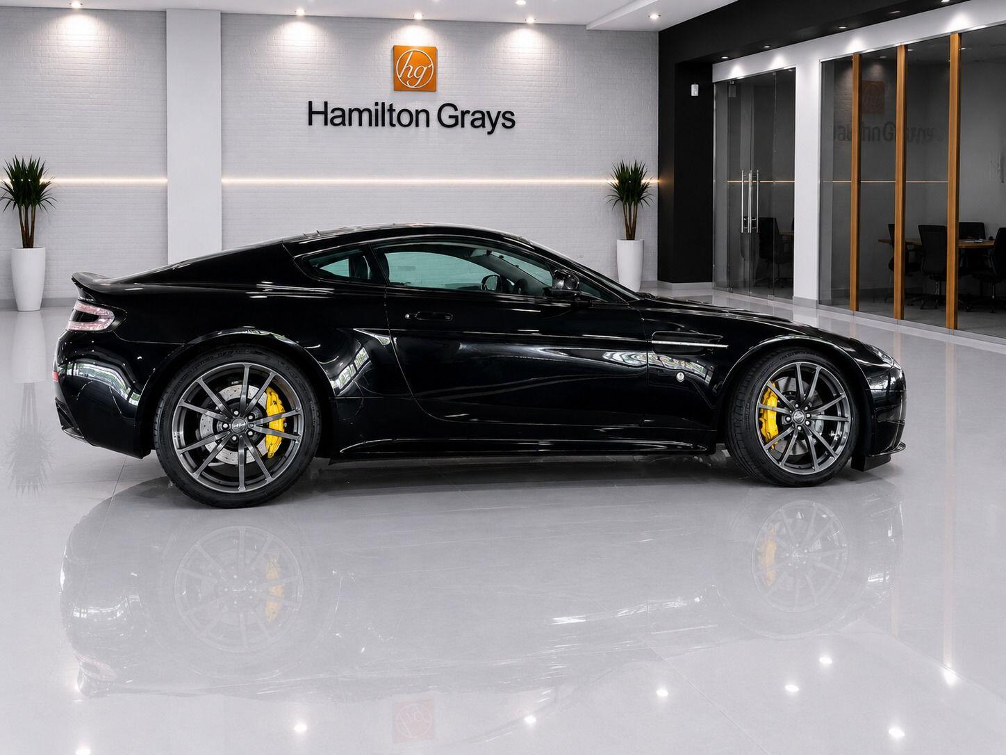 Aston Martin Vantage view 10