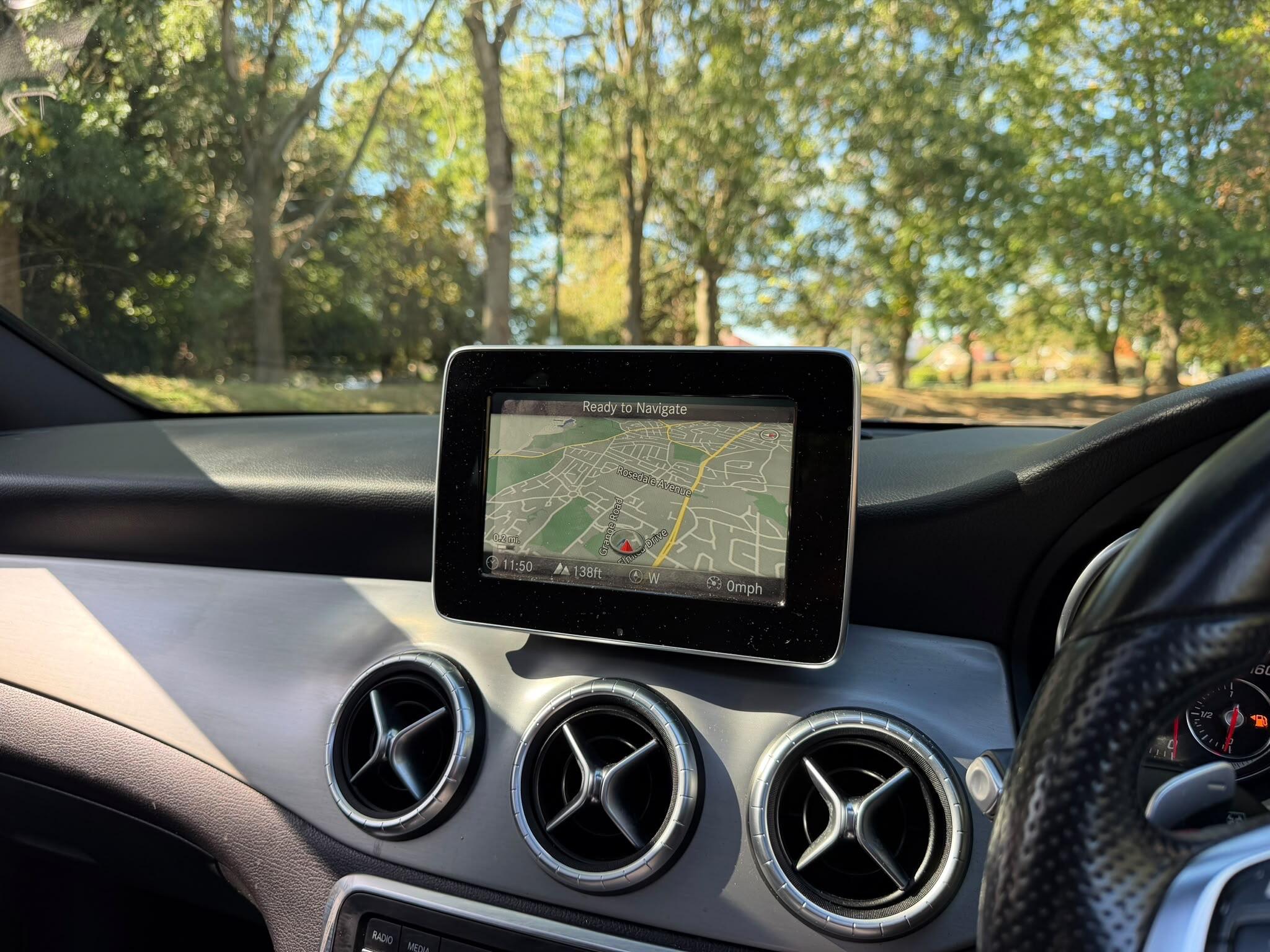 Mercedes-Benz Cla view 23
