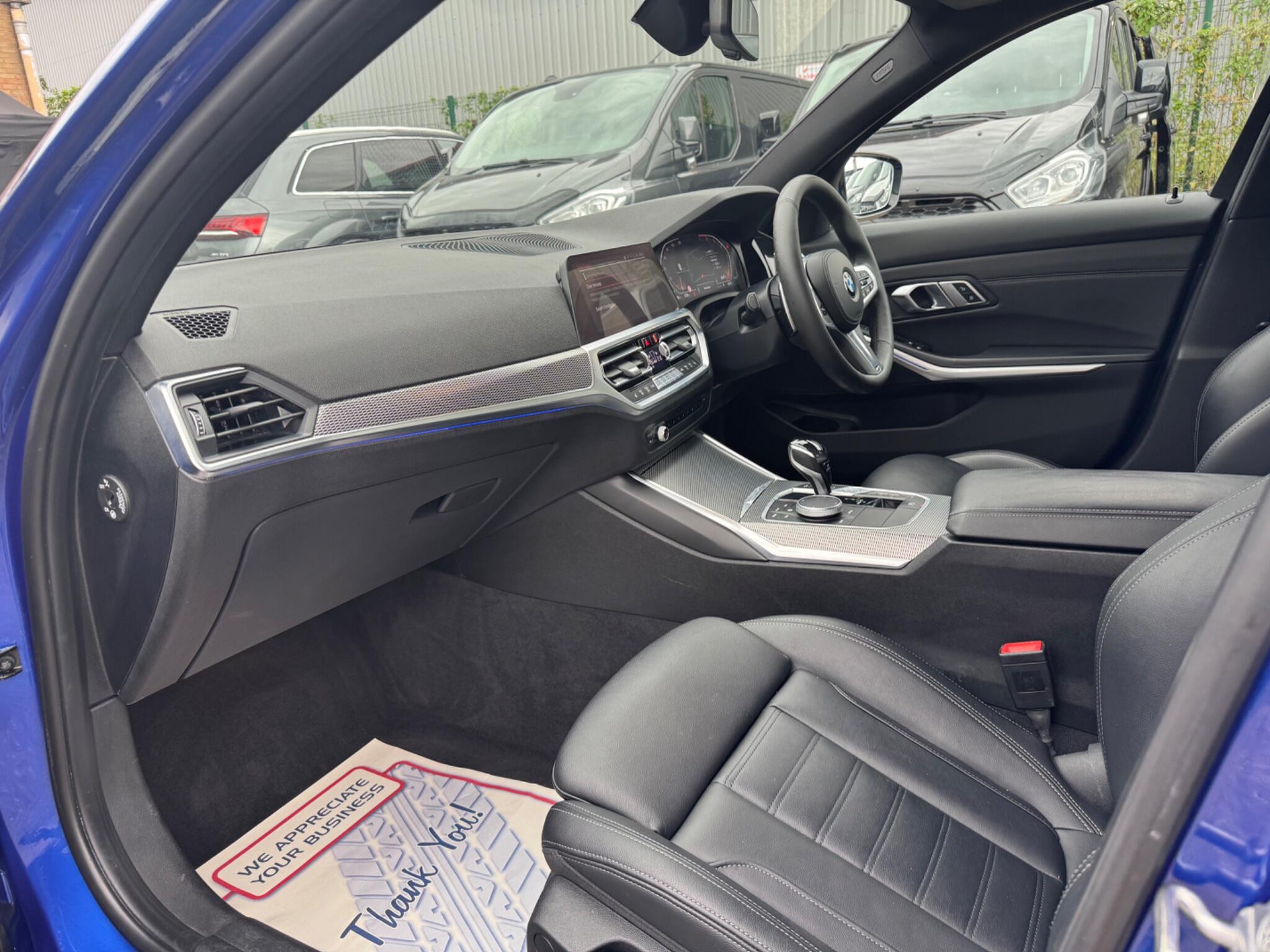 BMW 3 Series view 55