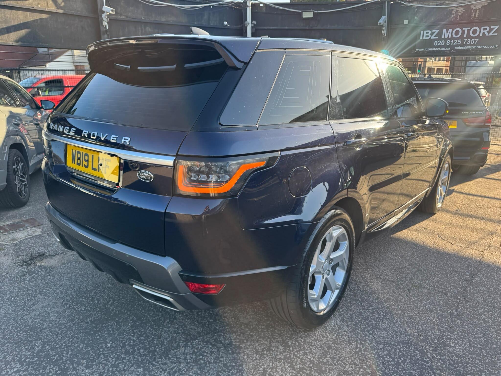 Land Rover Range Rover Sport view 16