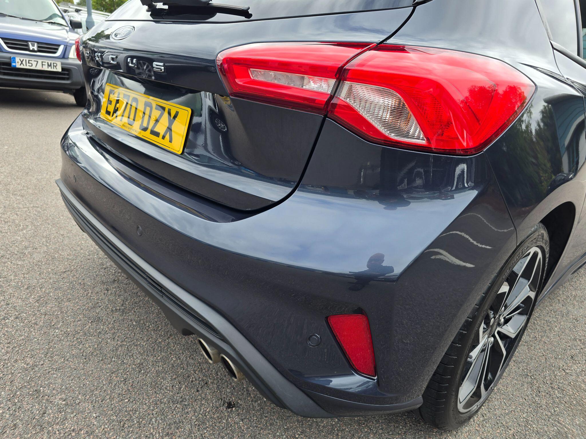Ford Focus view 88
