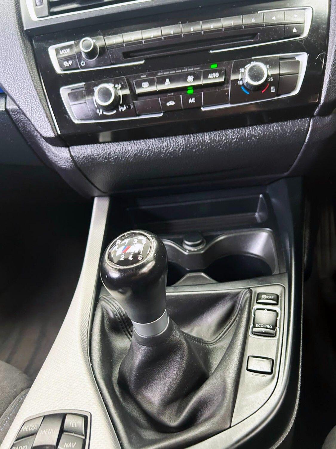 BMW 1 Series view 20