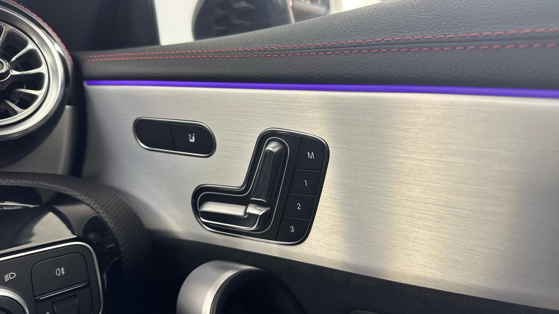 Mercedes-Benz CLA view 49