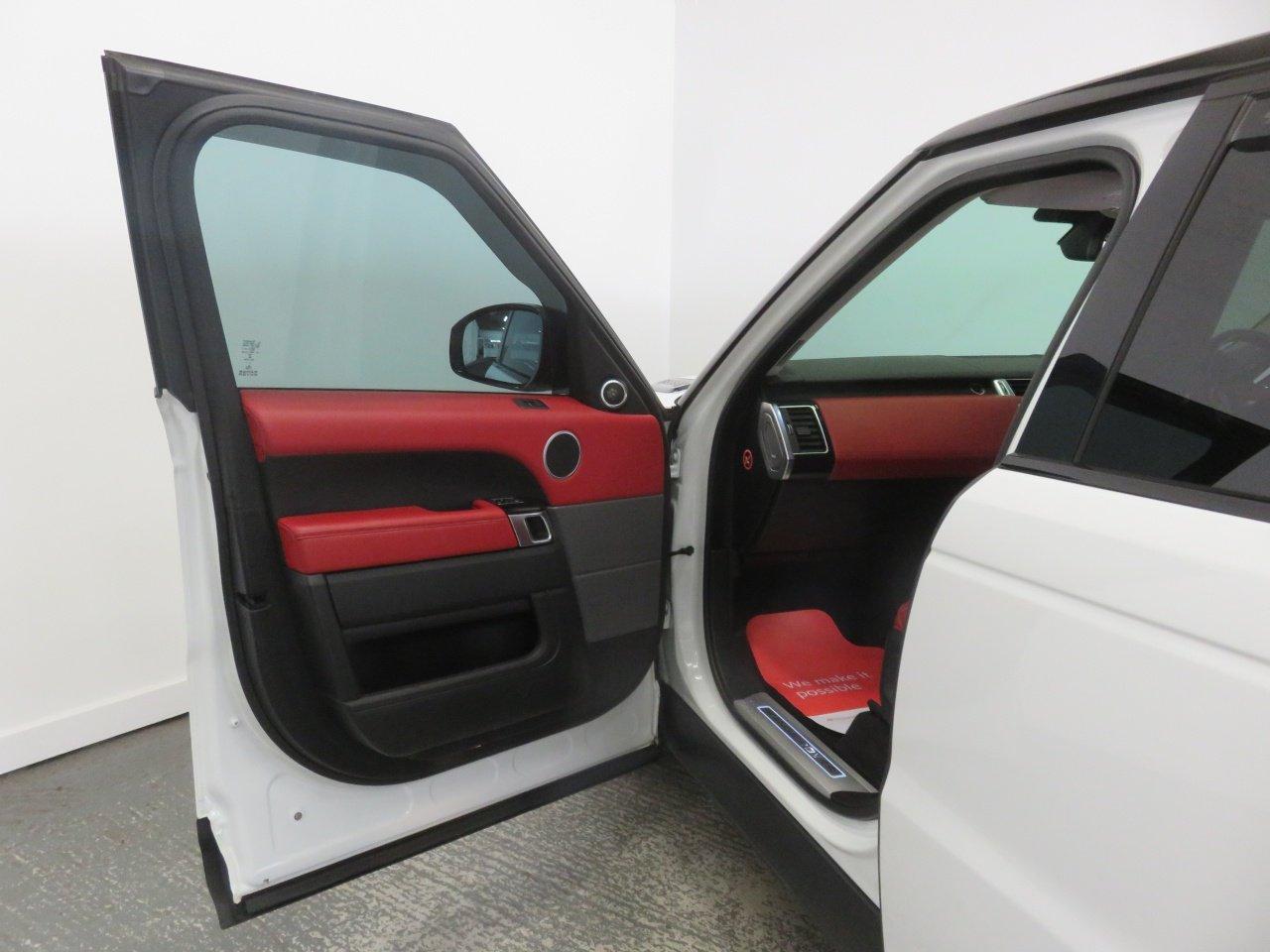 Land Rover Range Rover Sport view 27
