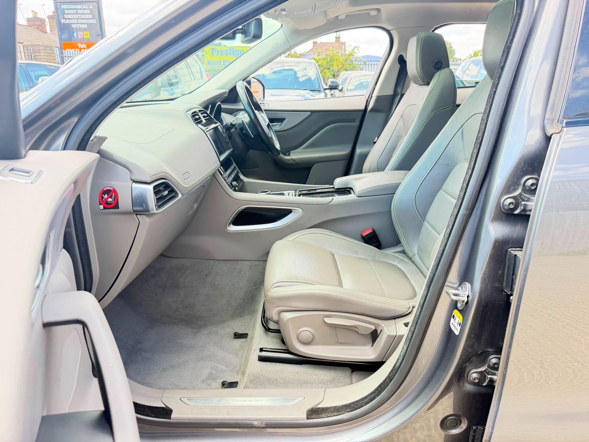Jaguar F-Pace view 18