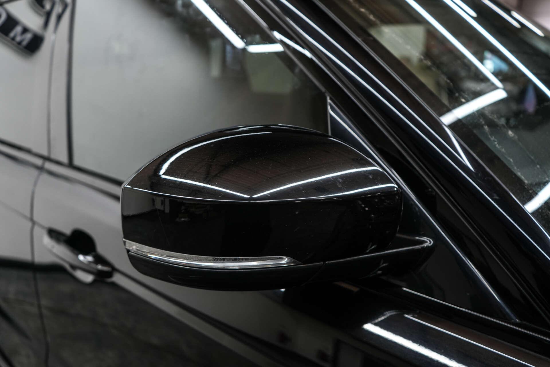 Land Rover Range Rover Sport view 8