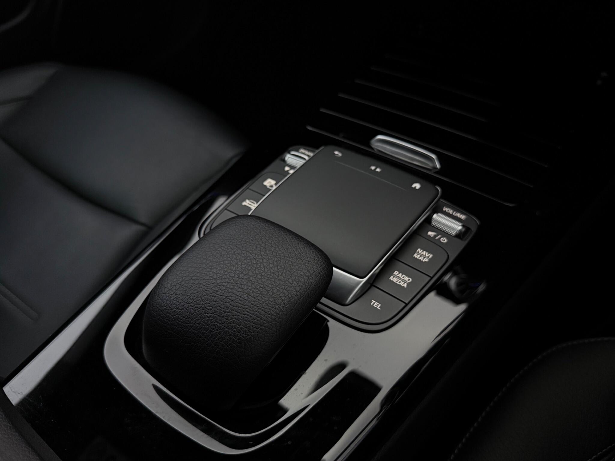 Mercedes-Benz CLA view 22