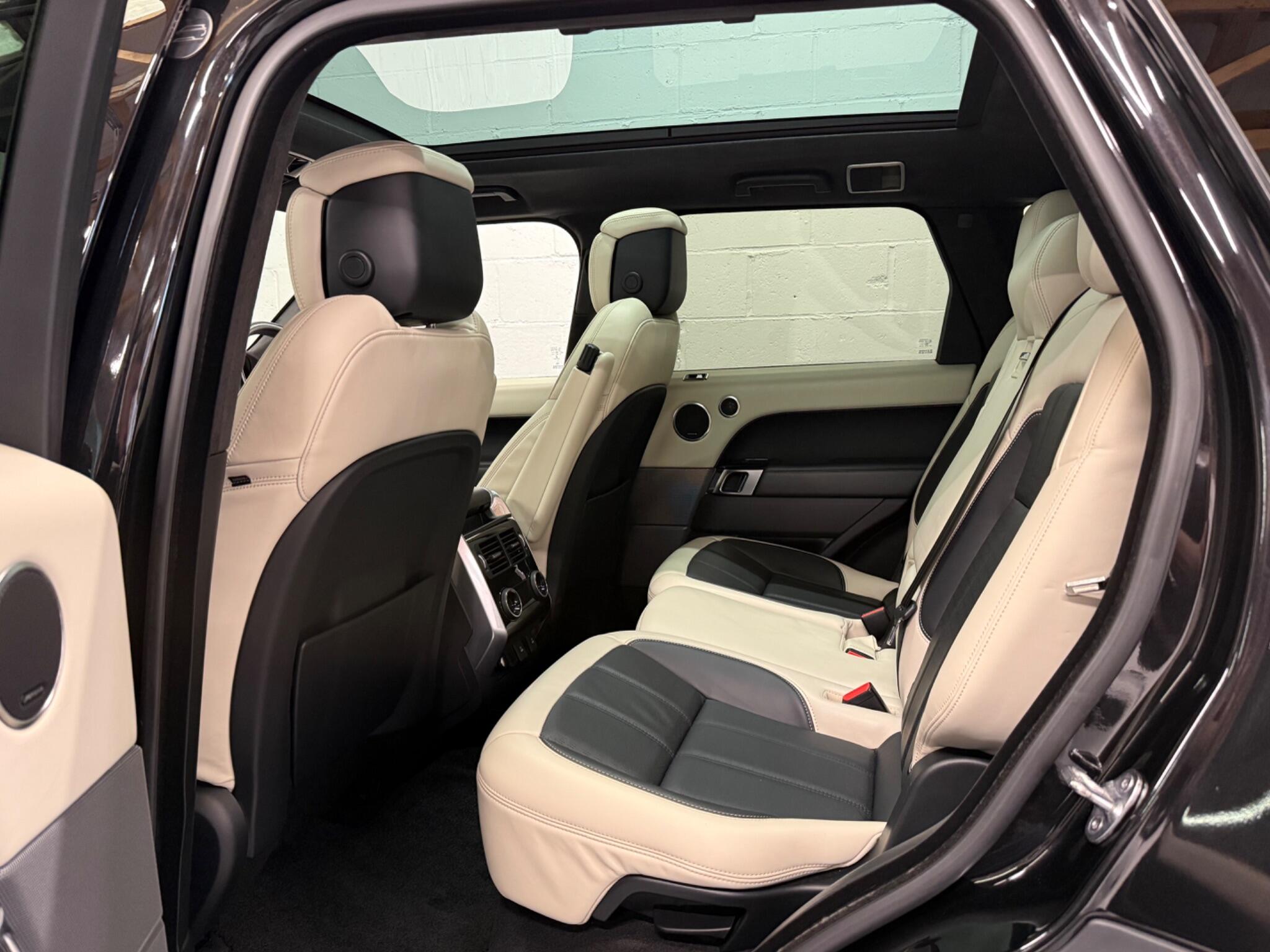 Land Rover Range Rover Sport view 15