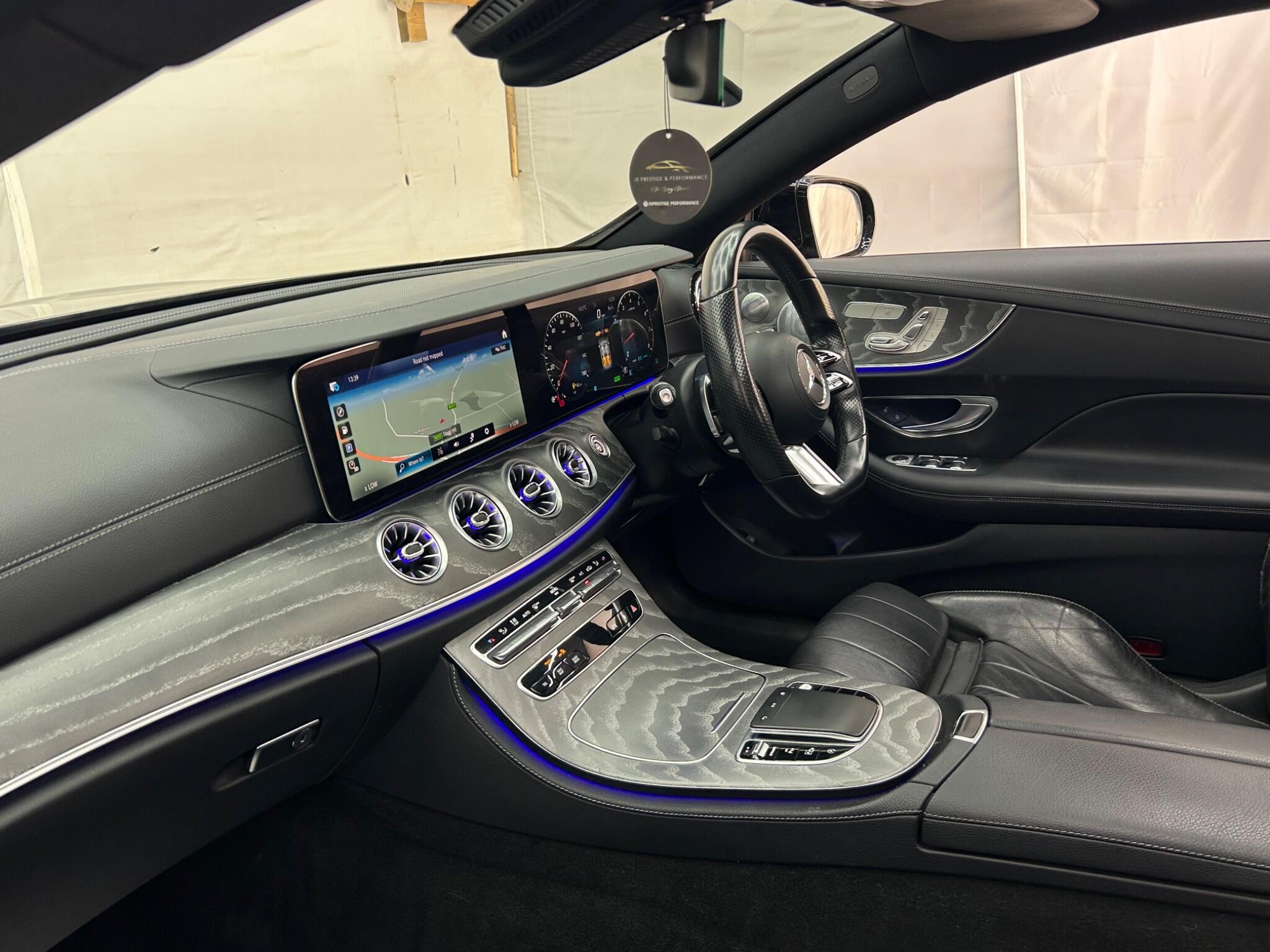 Mercedes-Benz E Class view 15