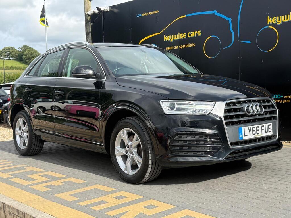 Audi Q3 view 7