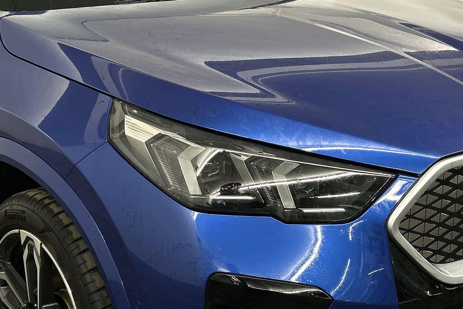 BMW iX2 view 21