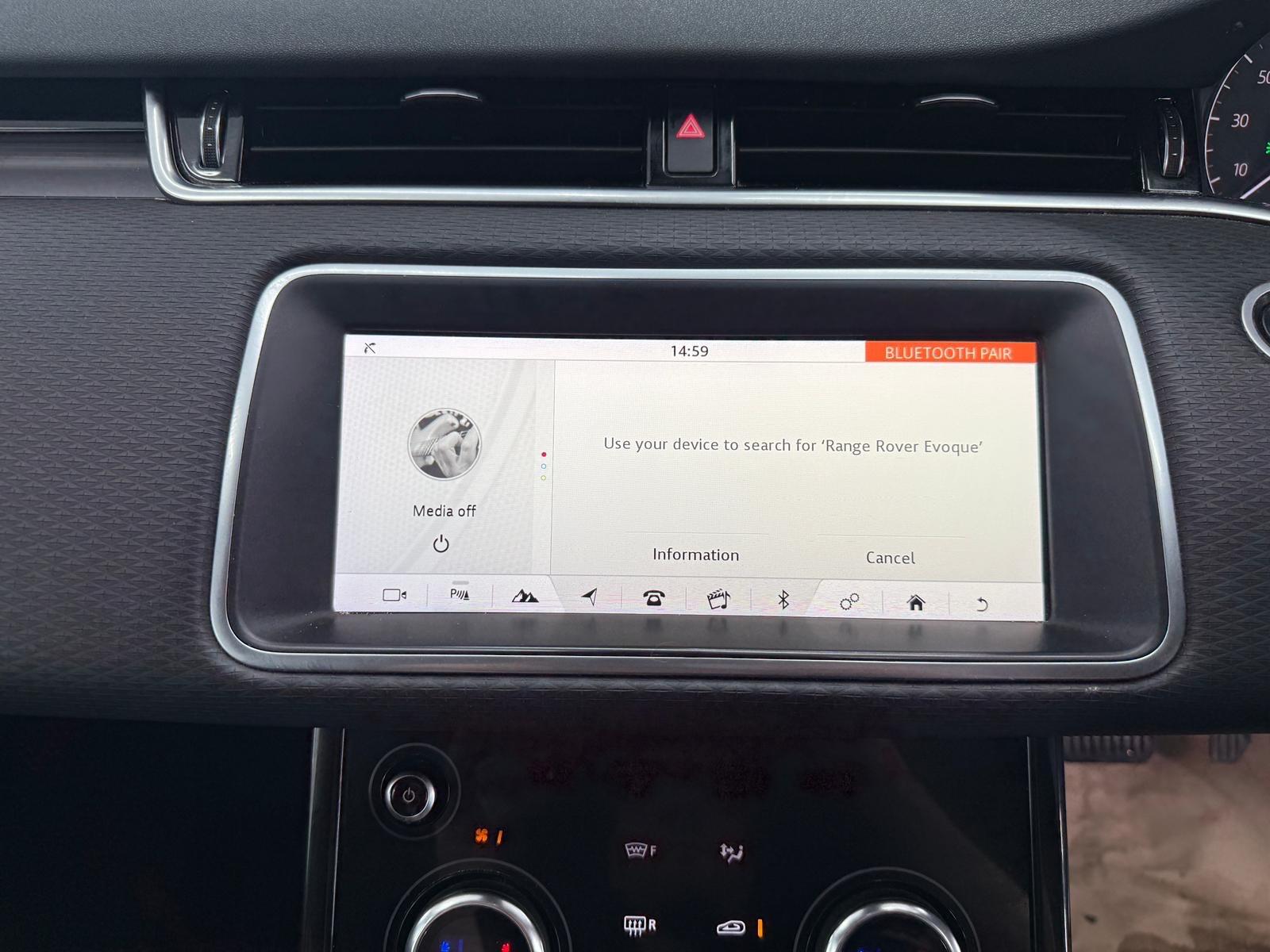 Land Rover Range Rover Evoque view 37