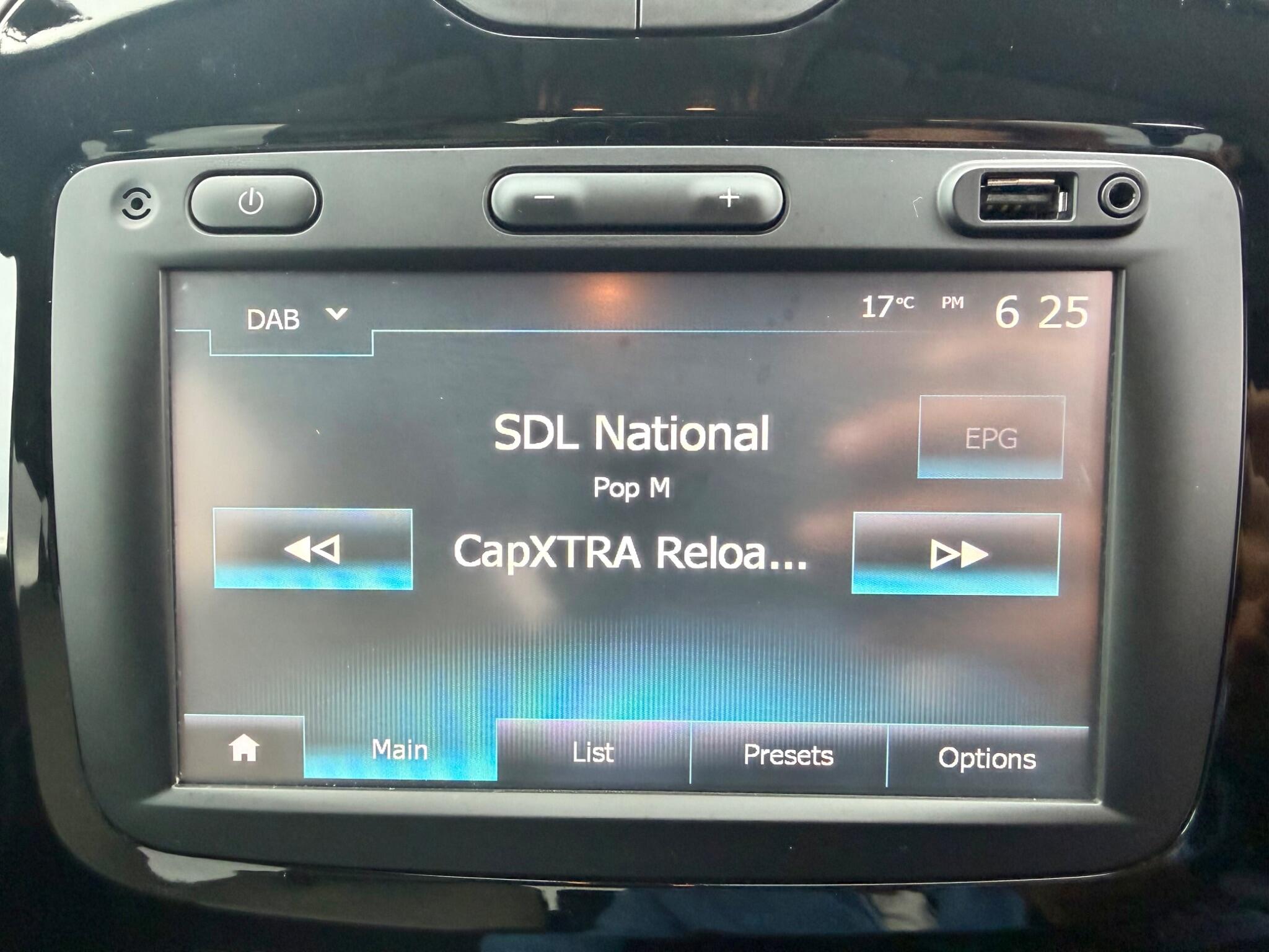 Renault Captur view 40