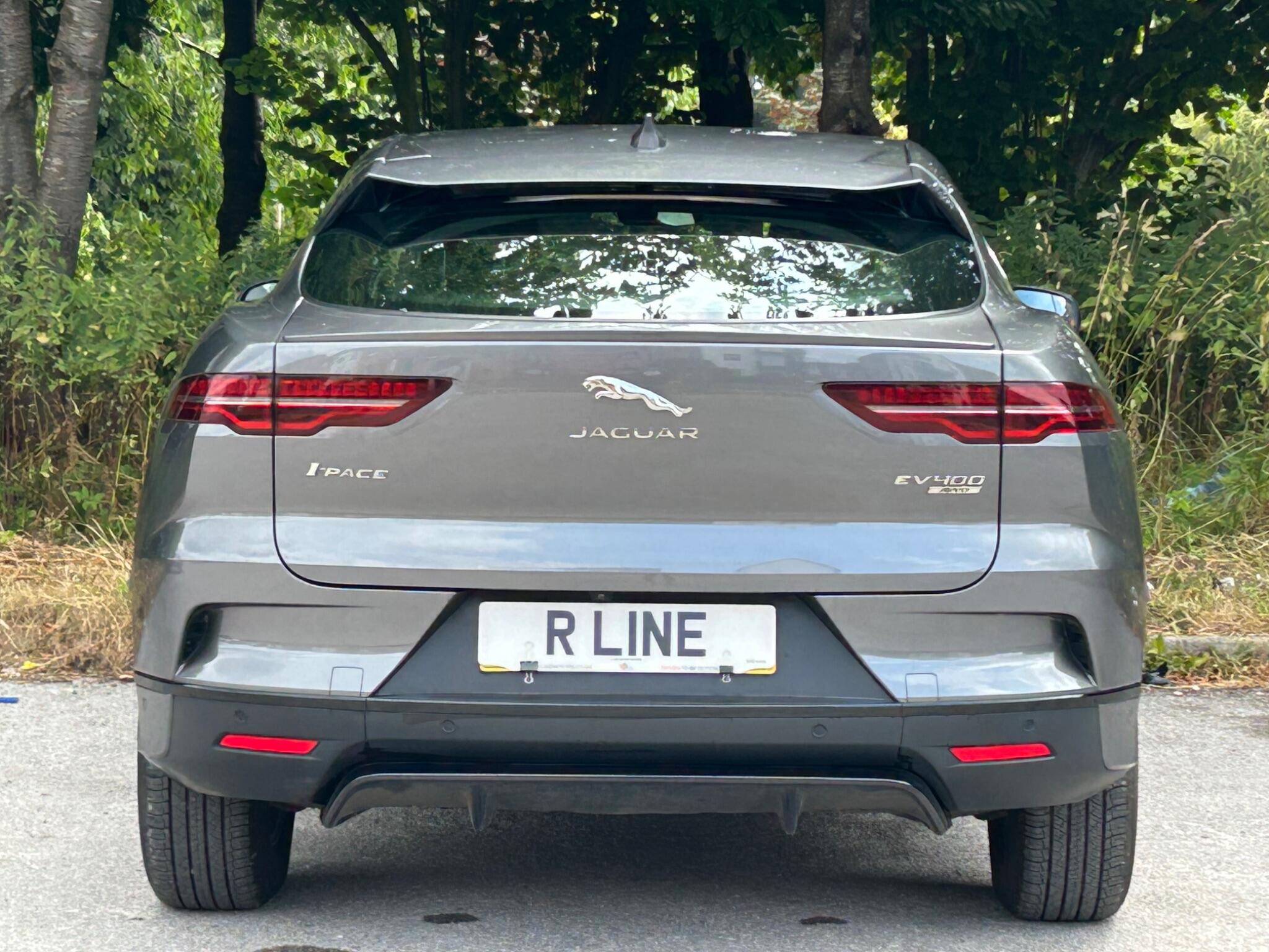 Jaguar I-Pace view 10