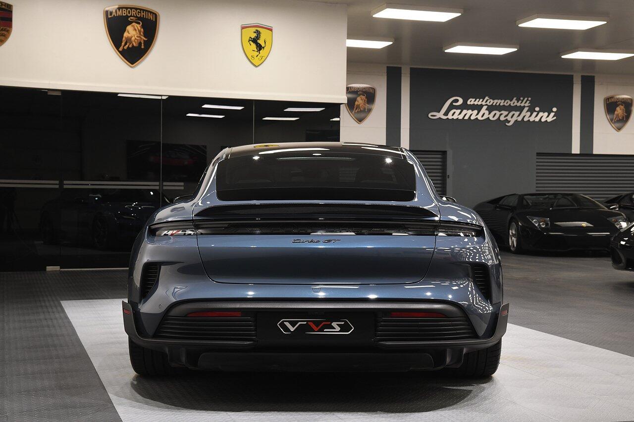 Porsche Taycan view 46