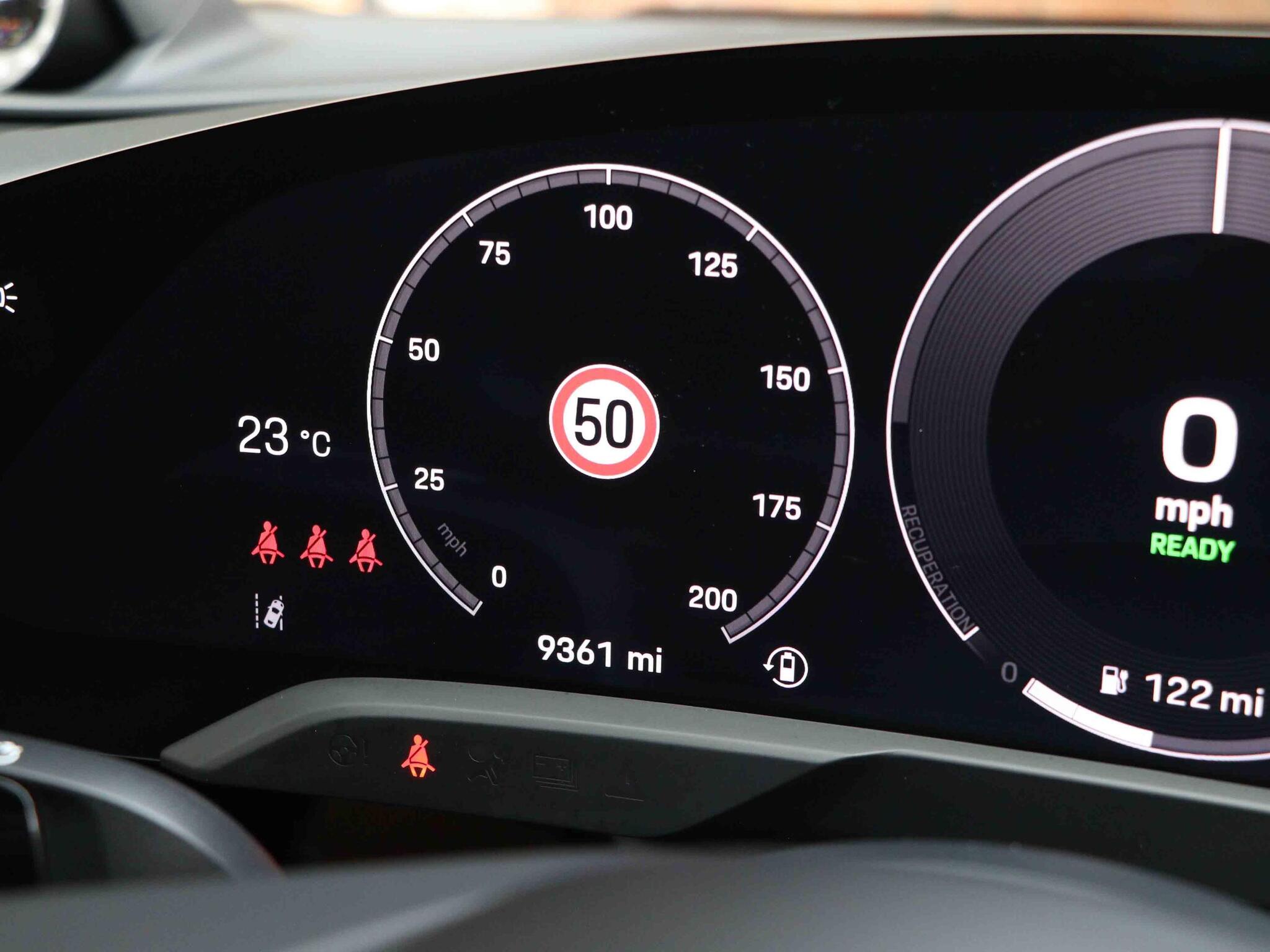 Porsche Taycan view 41