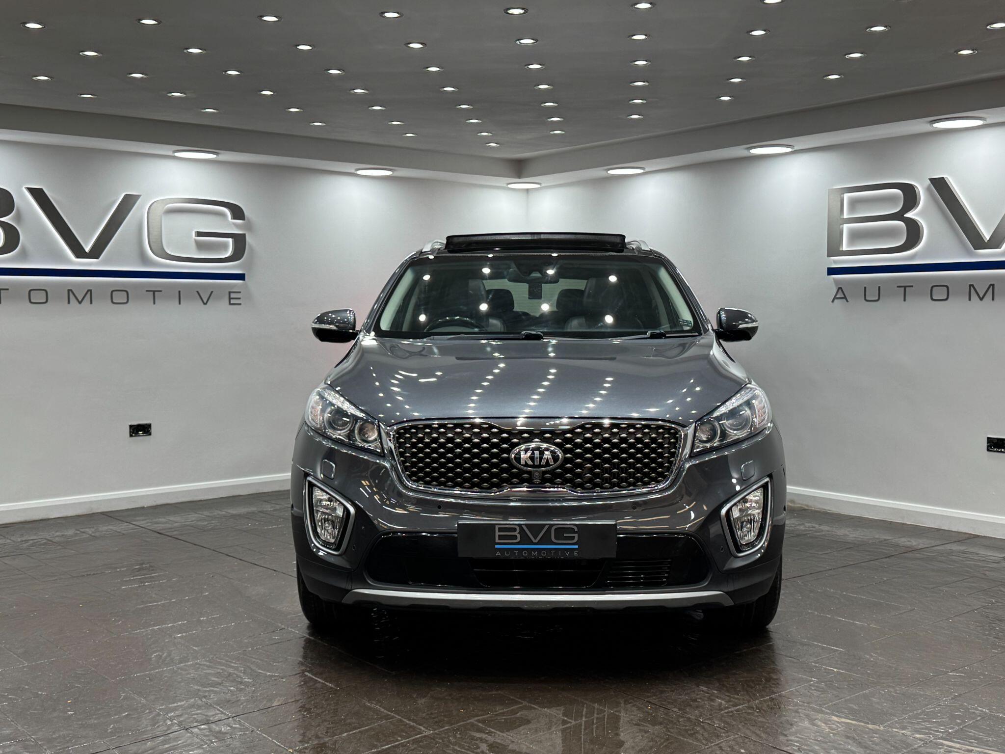 Kia Sorento view 4