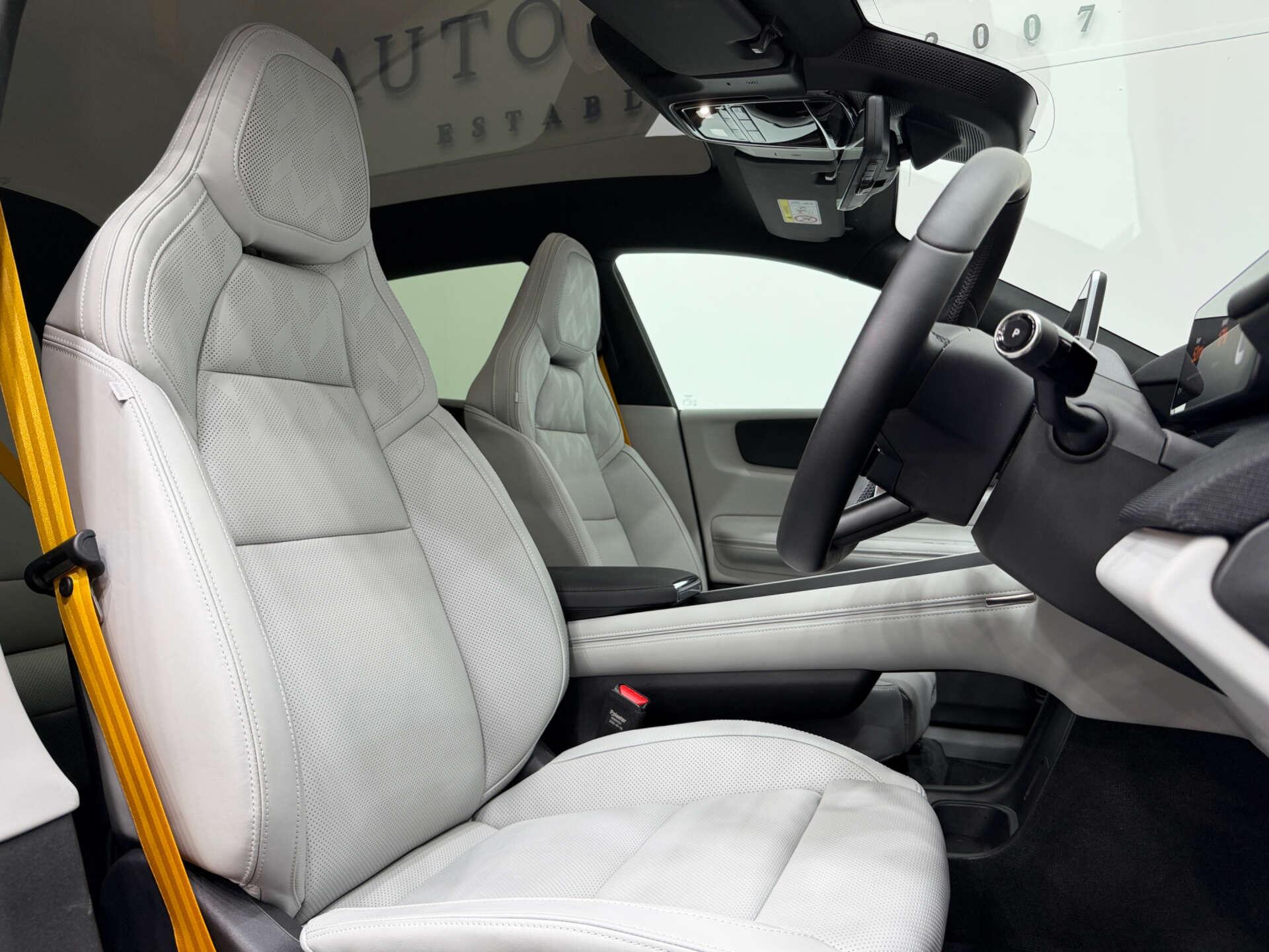 Polestar 4 view 2