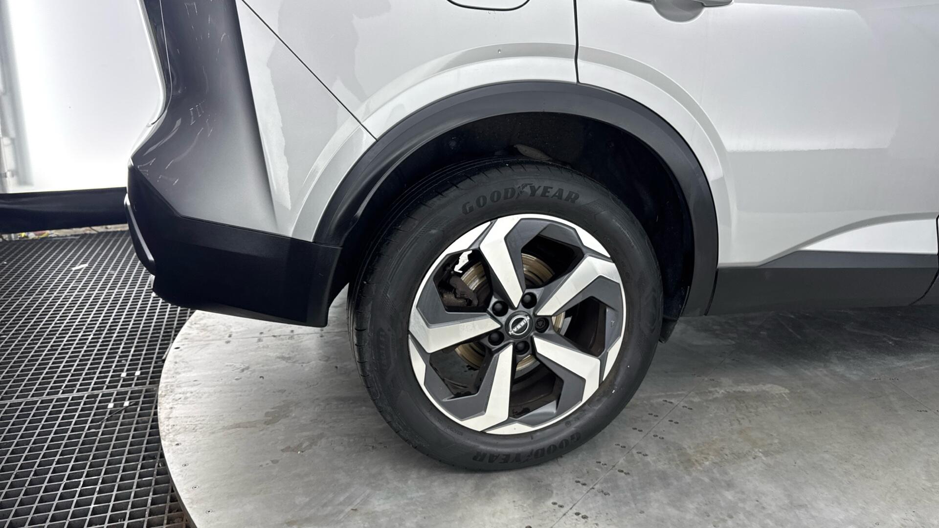Nissan Qashqai view 19