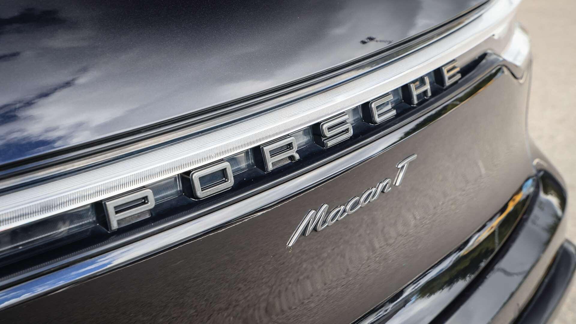 Porsche Macan view 35