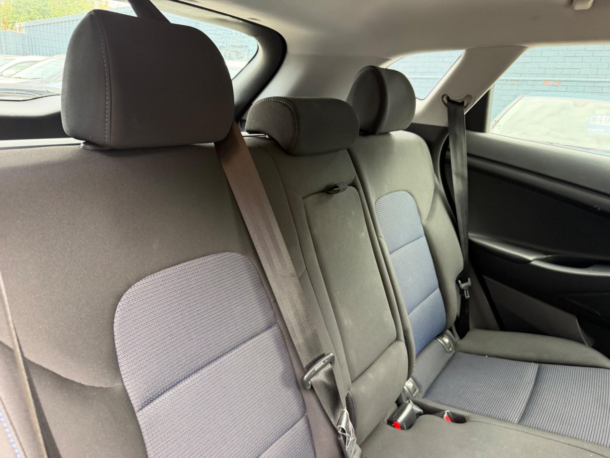 Hyundai Tucson view 21