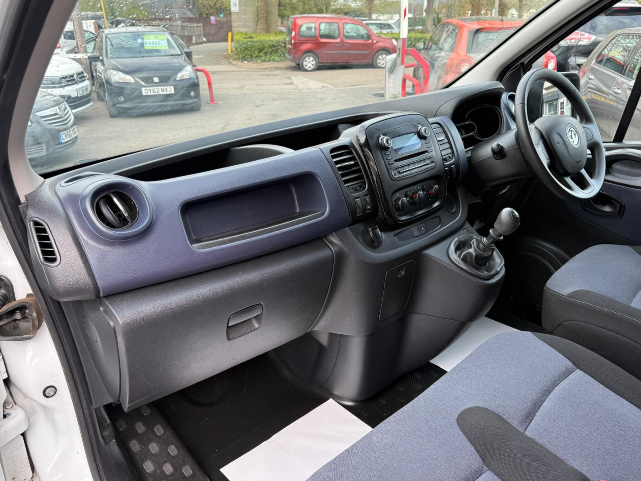 Vauxhall Vivaro - Image 50