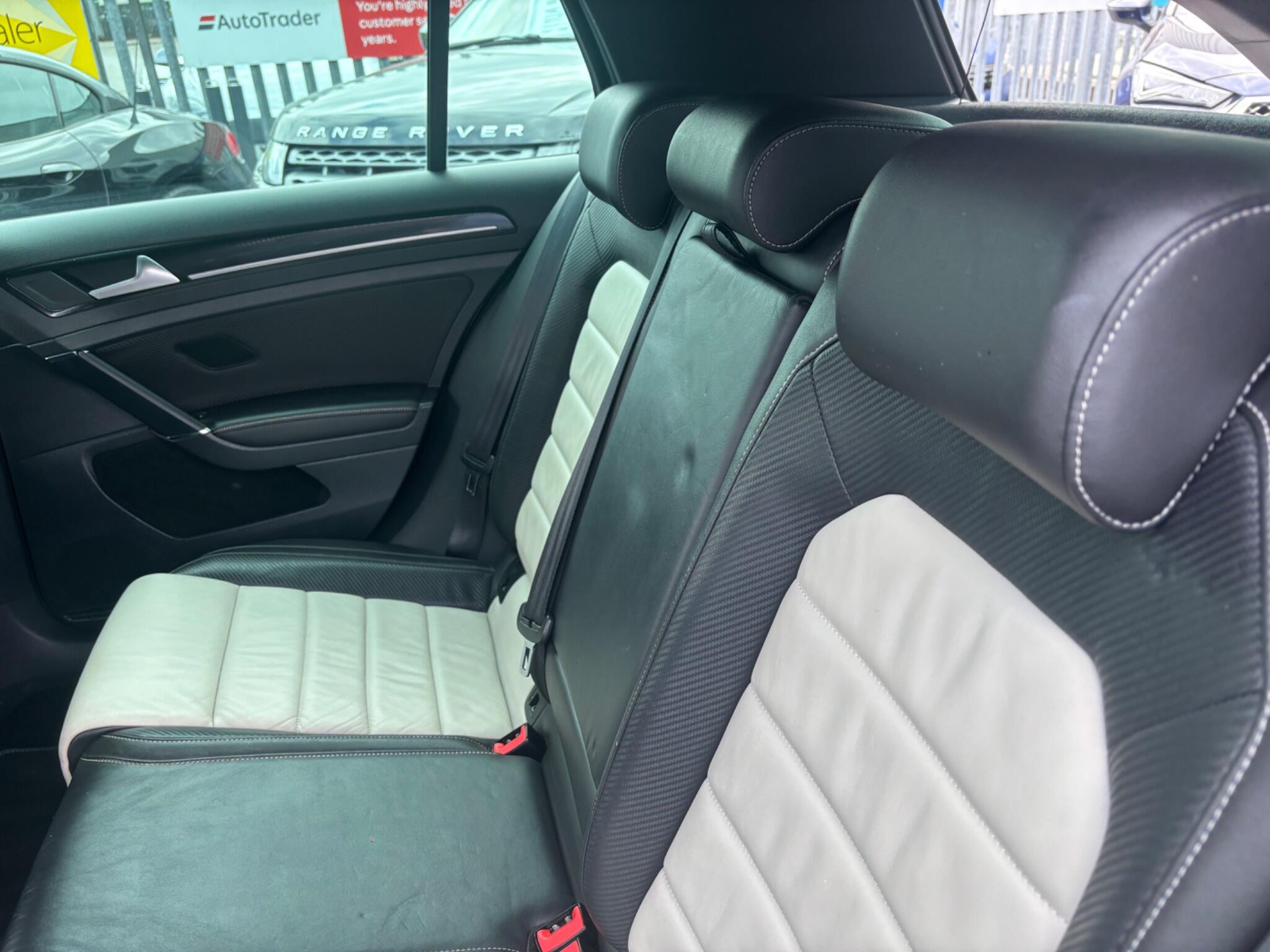 Volkswagen Golf view 45