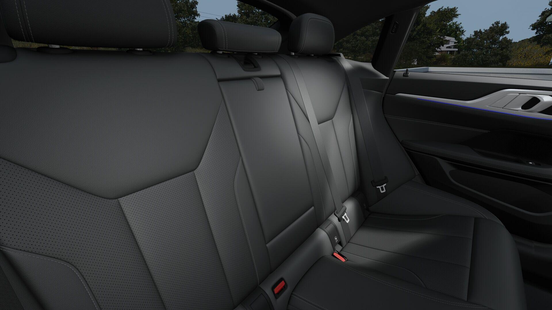 BMW i4 view 9