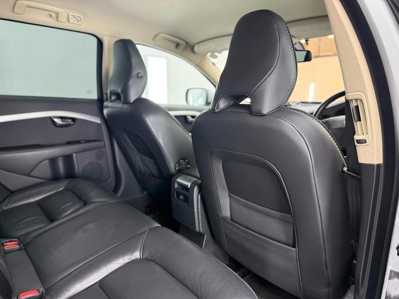 2009 Volvo XC70 image 21