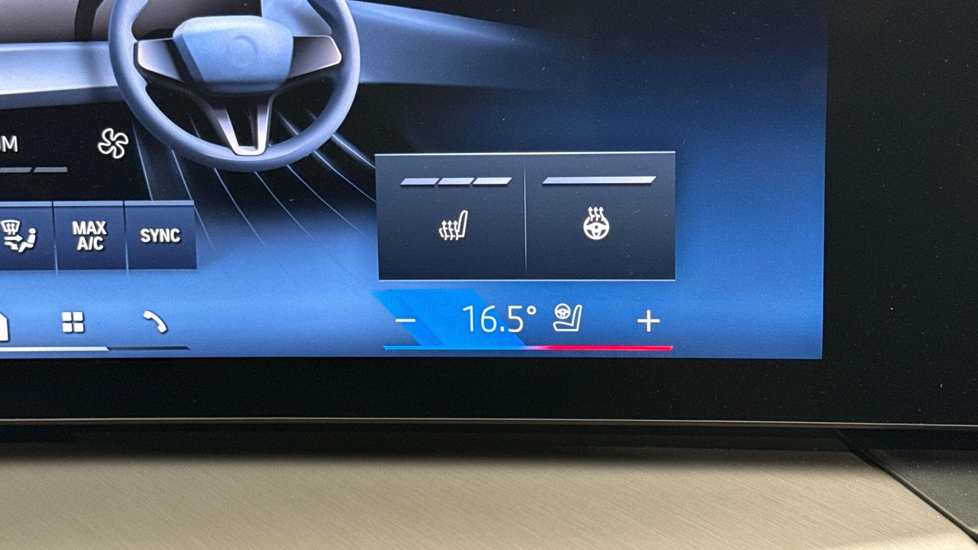 BMW 2 Series view 26