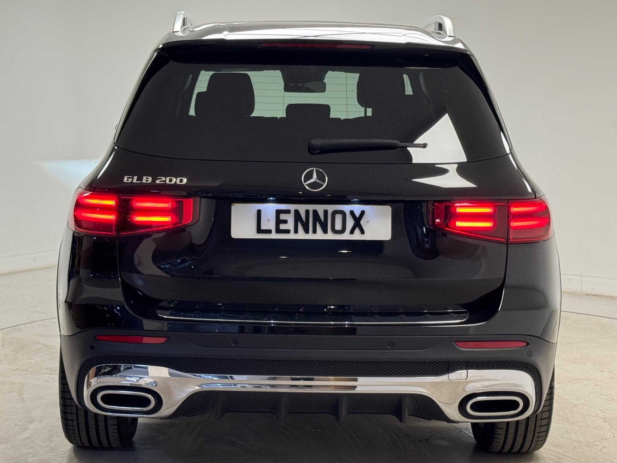 Mercedes-Benz GLB view 5