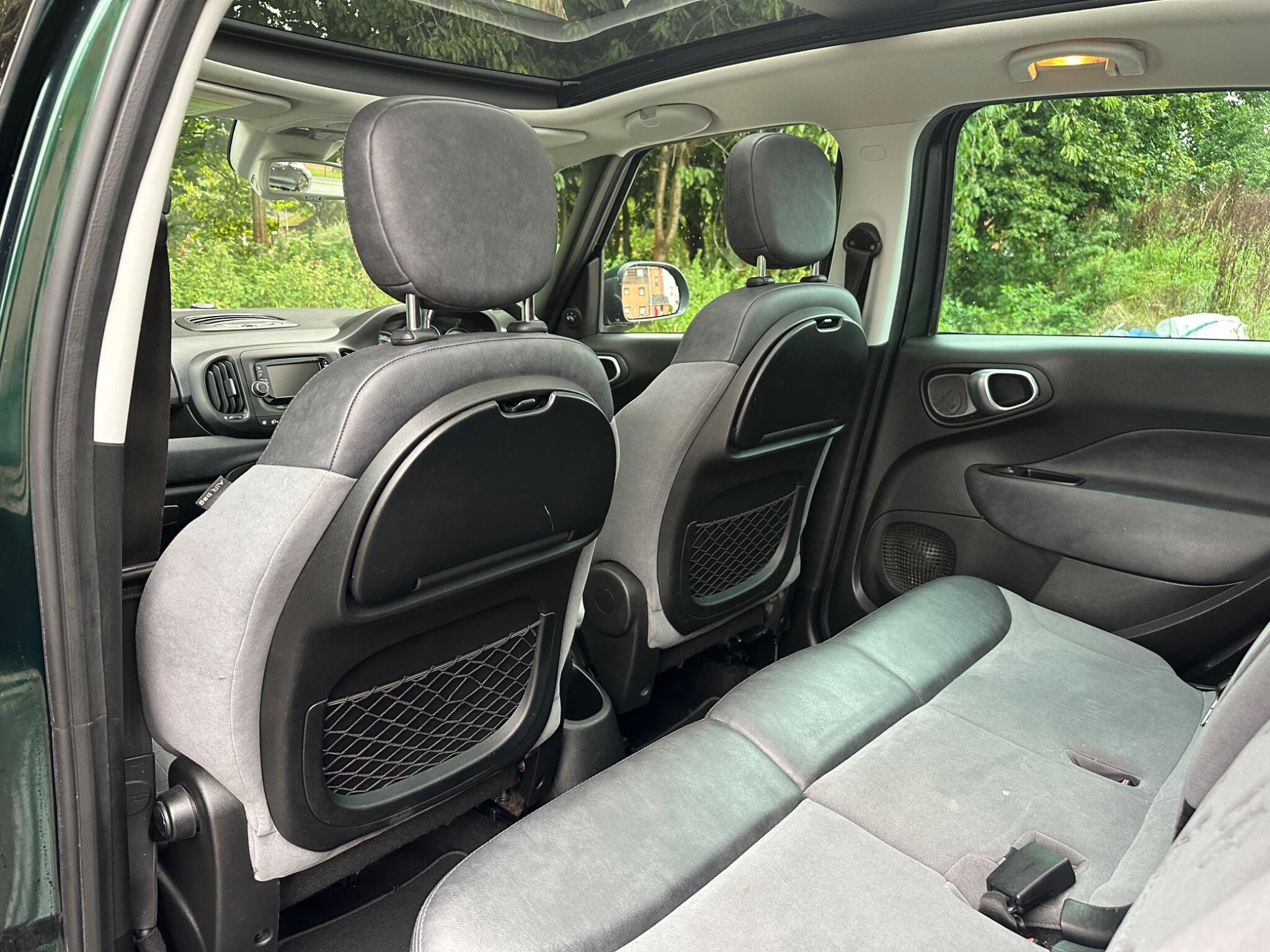 Fiat 500L view 32