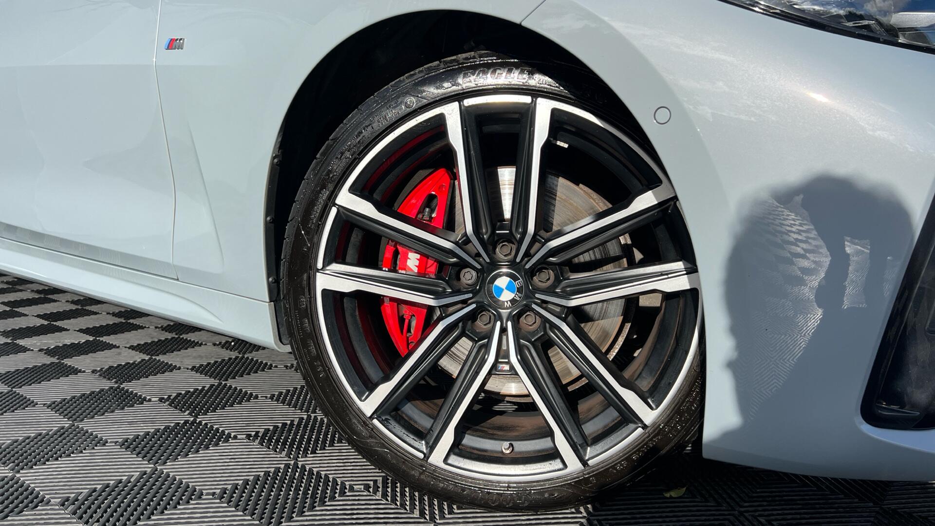 BMW 4 Series view 25