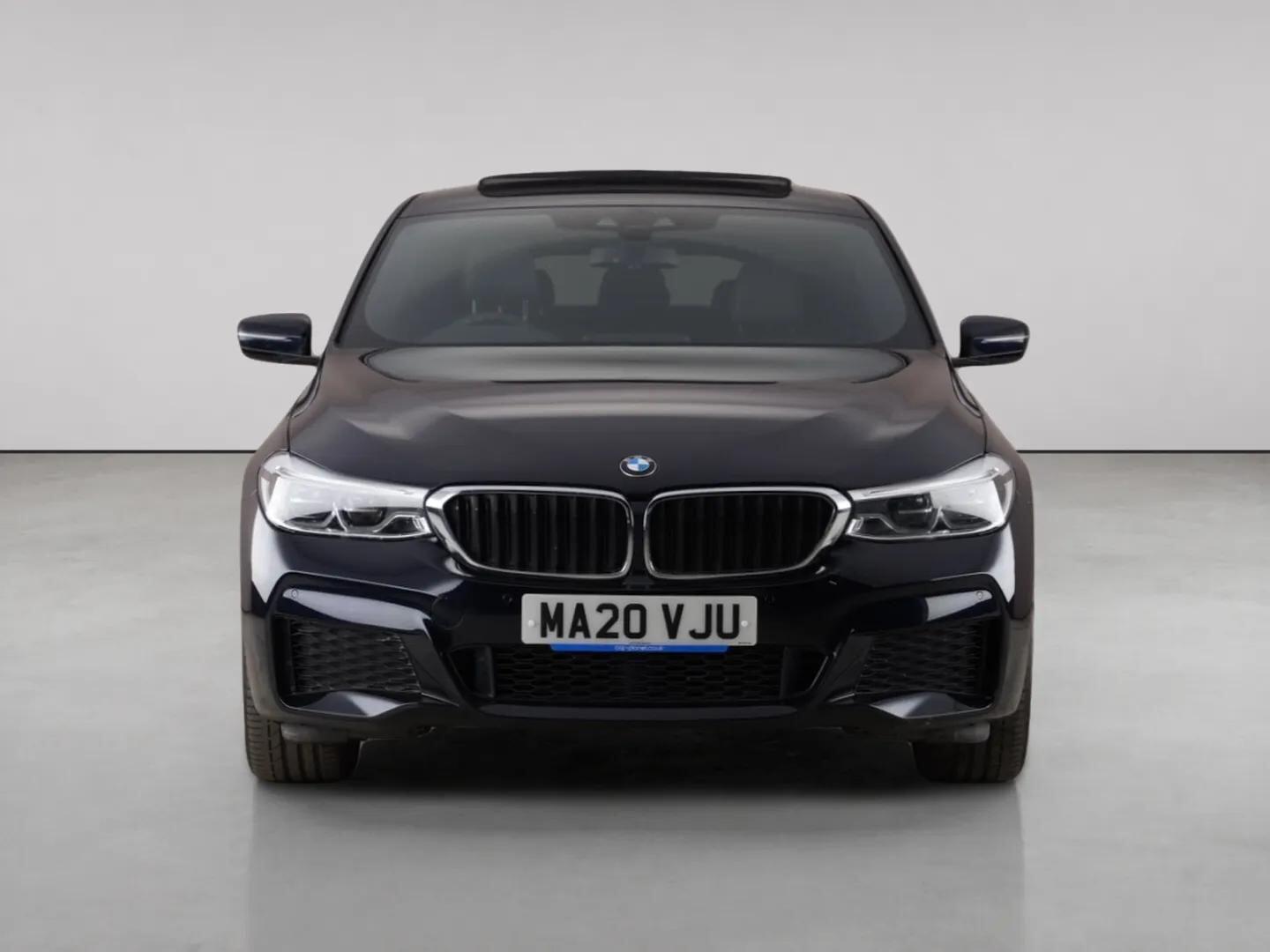 BMW 6 Series view 5