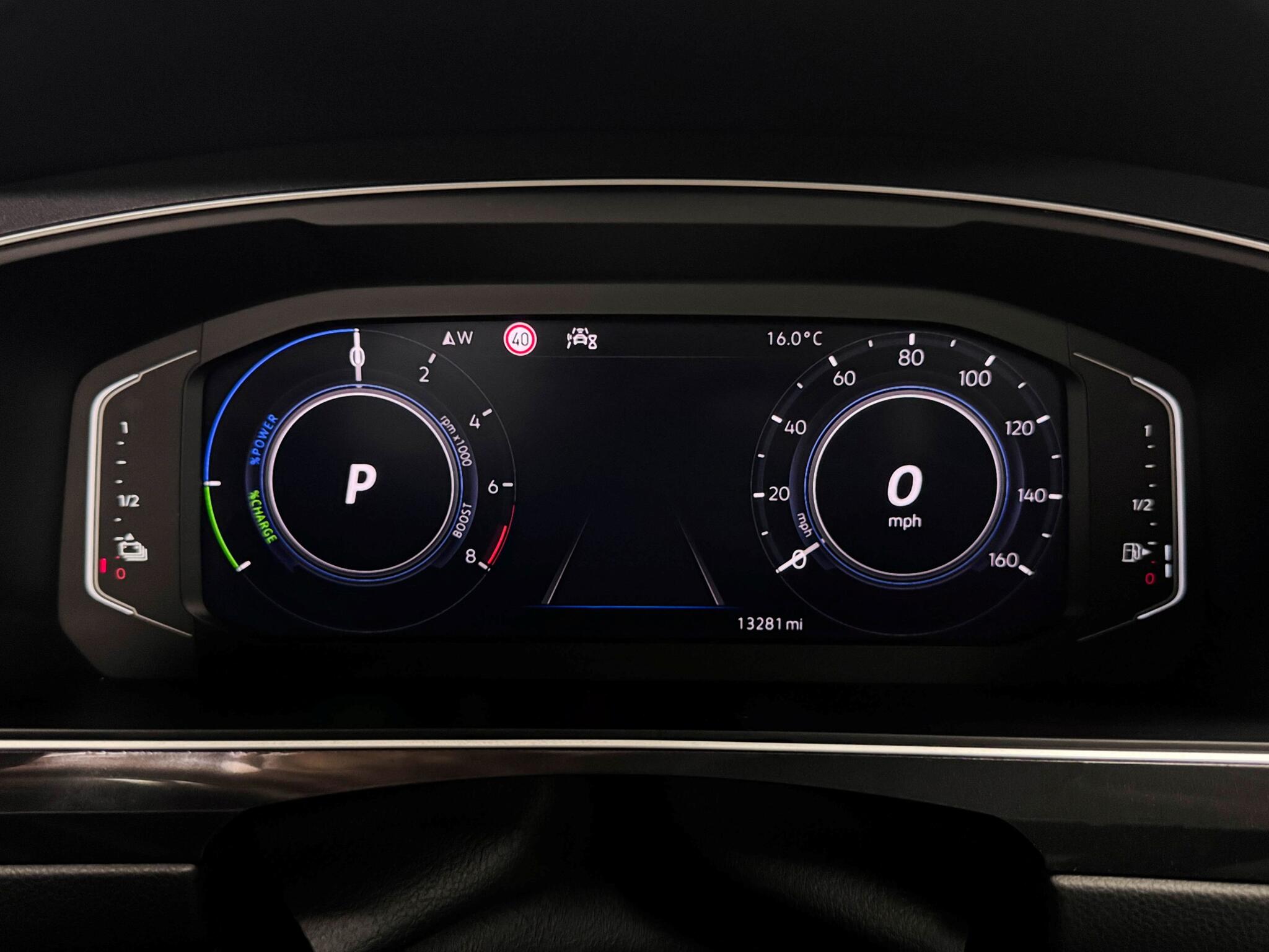 Volkswagen Tiguan view 34