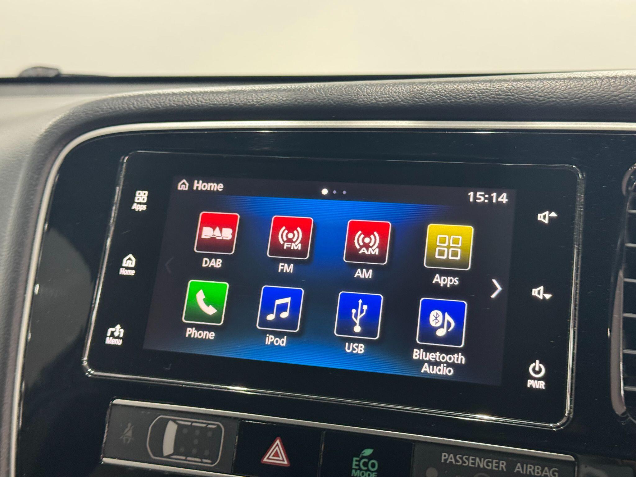 Mitsubishi Outlander view 17
