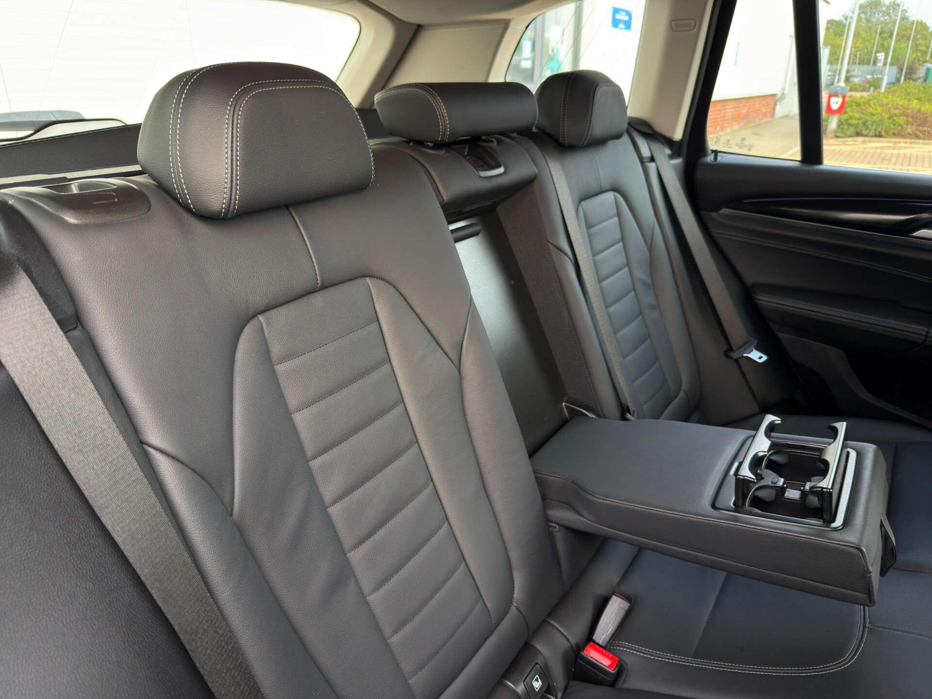 BMW X3 view 14