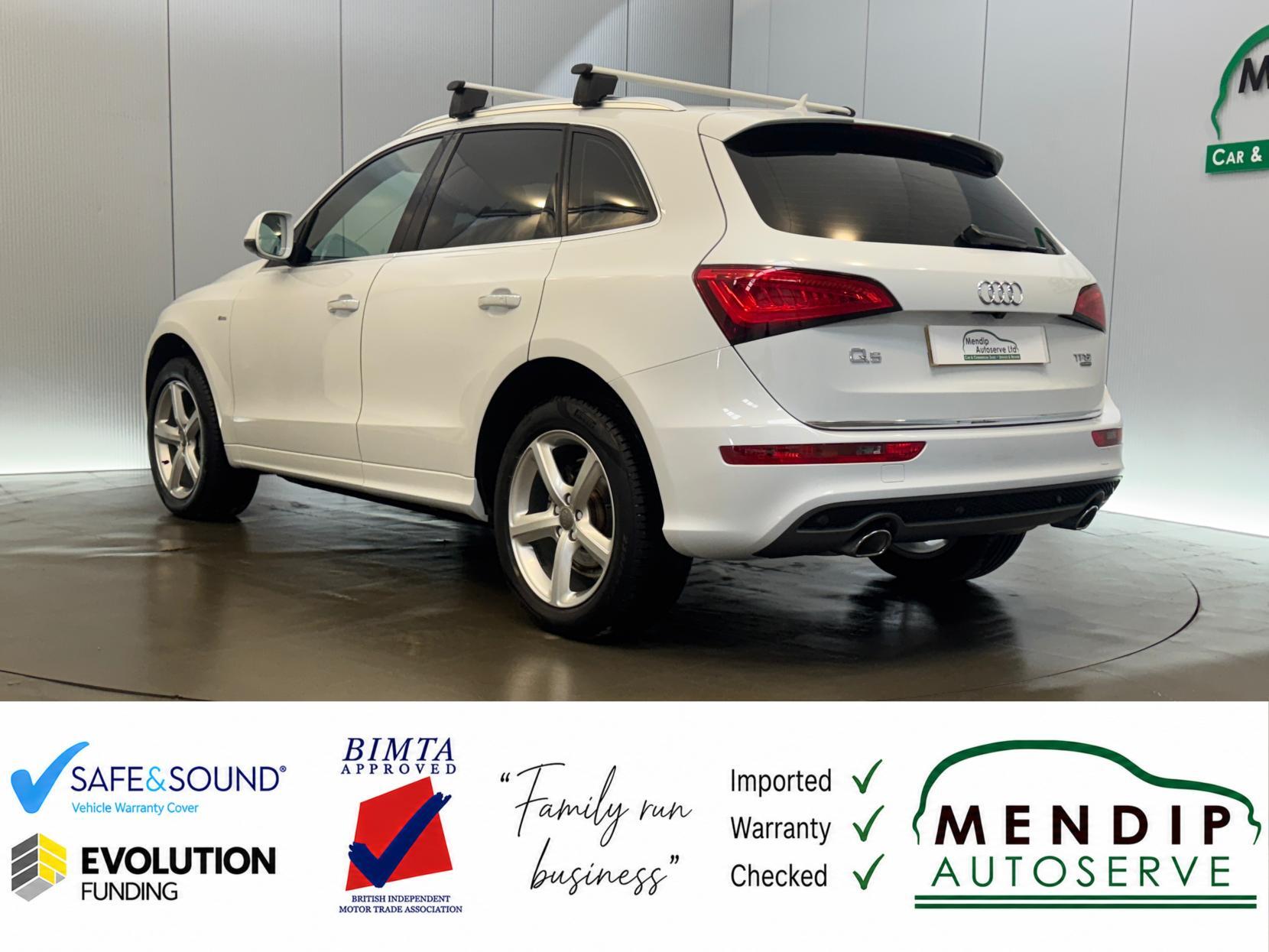 Audi Q5 view 10