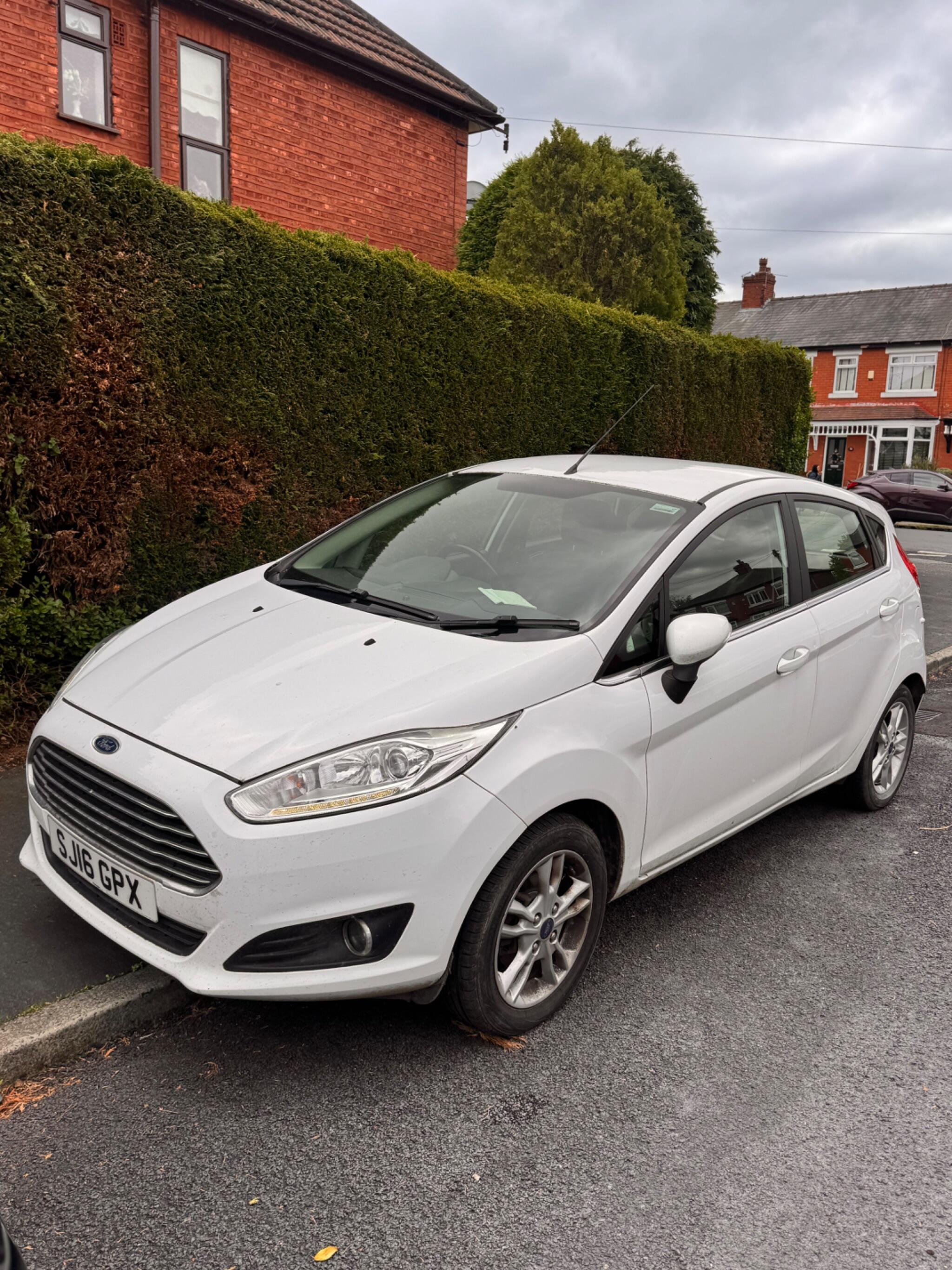 Ford Fiesta view 3