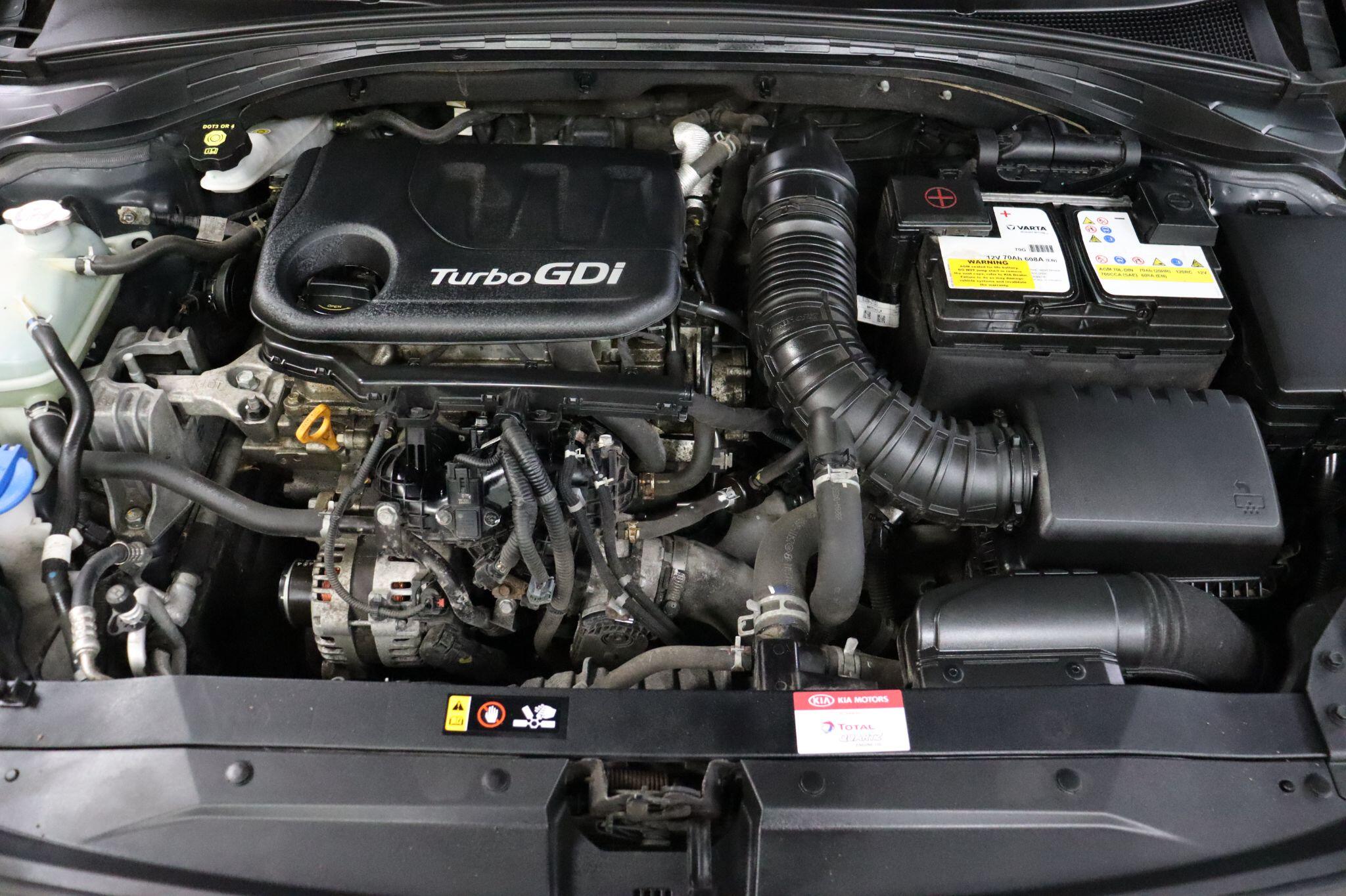 Kia Ceed view 45