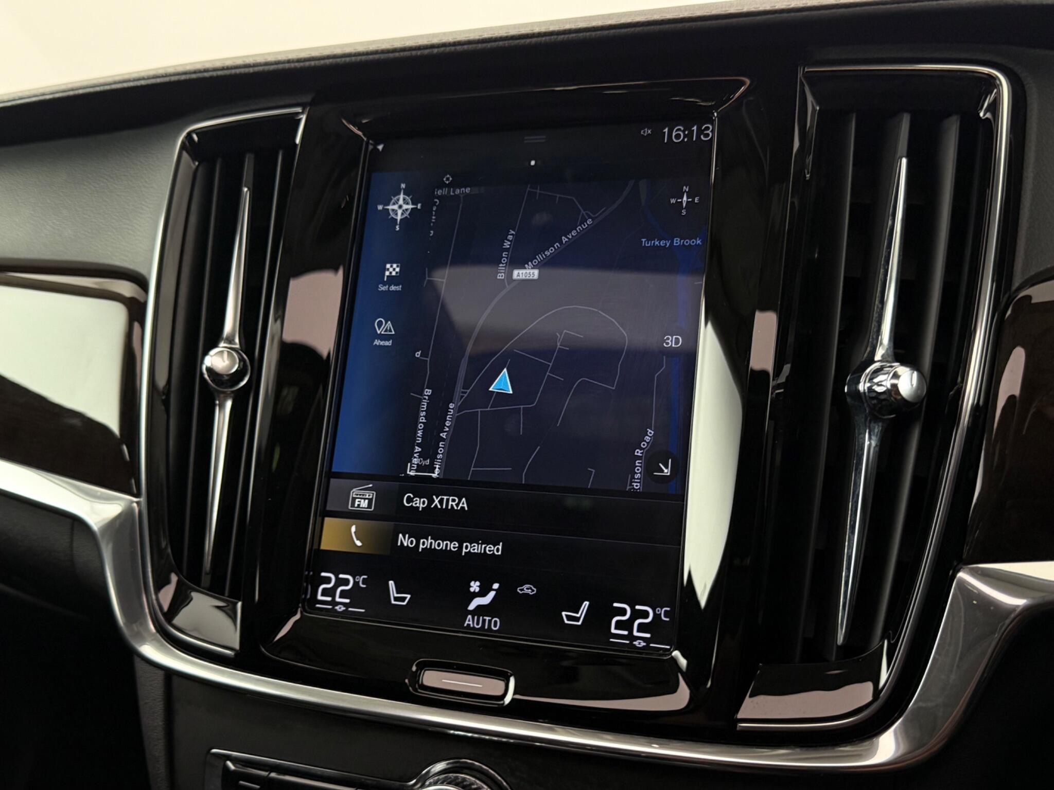 Volvo V90 view 33