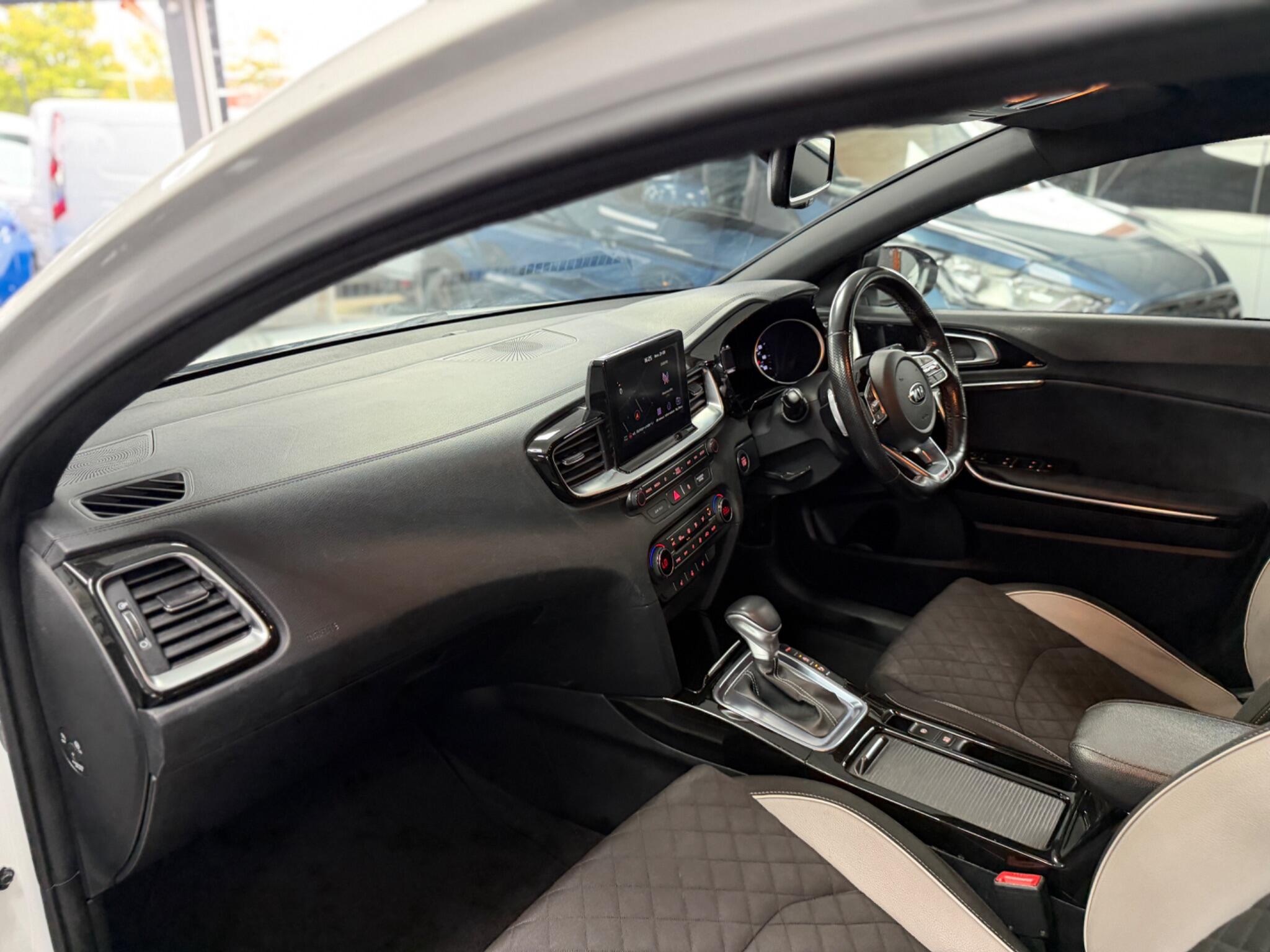 Kia Proceed view 5