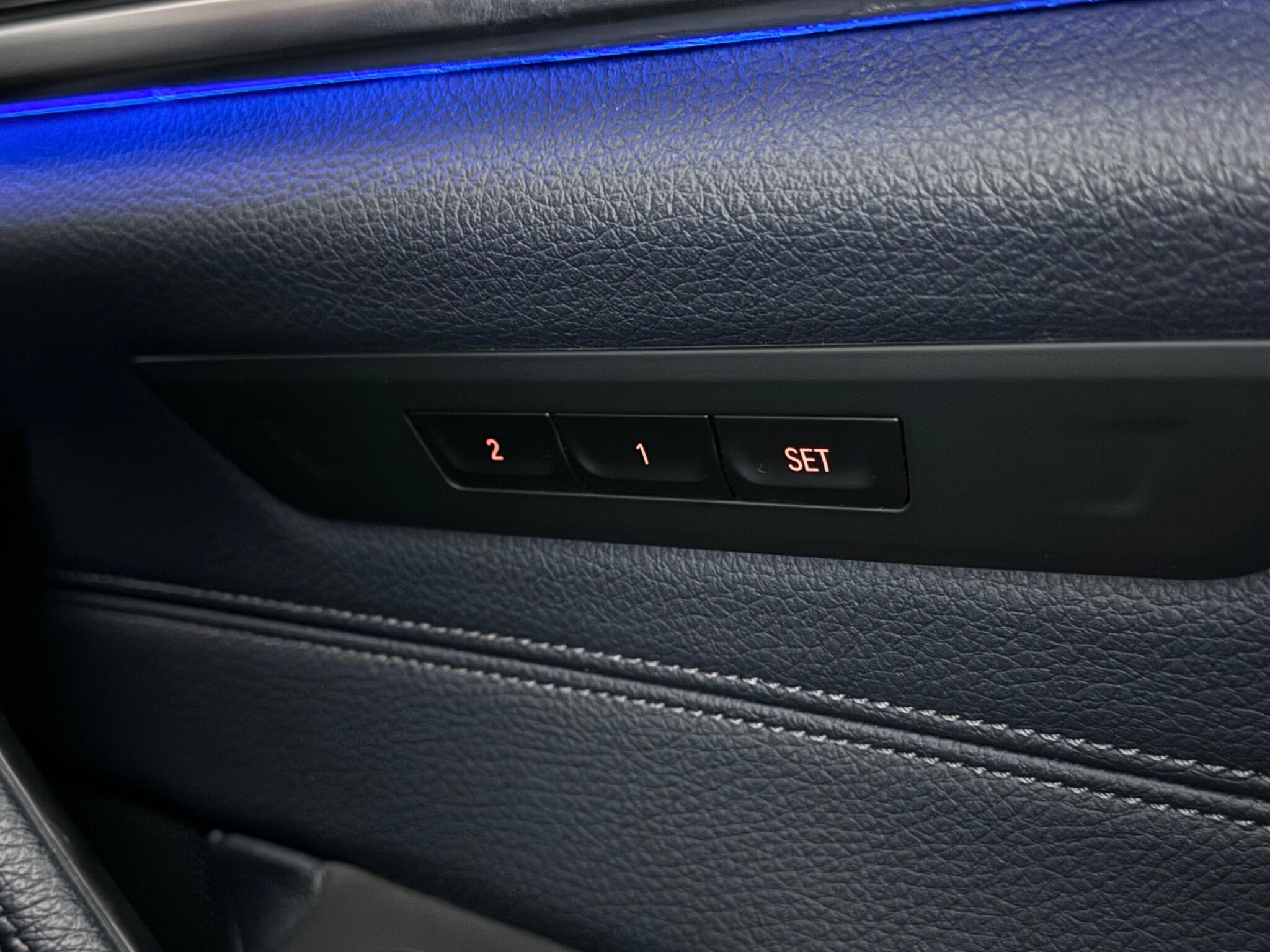 BMW 5 Series view 18