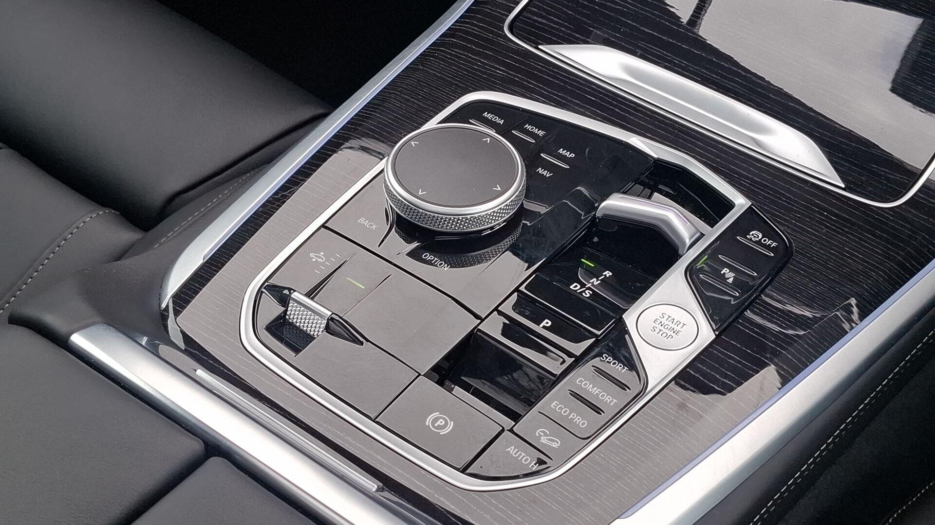 BMW X5 view 10