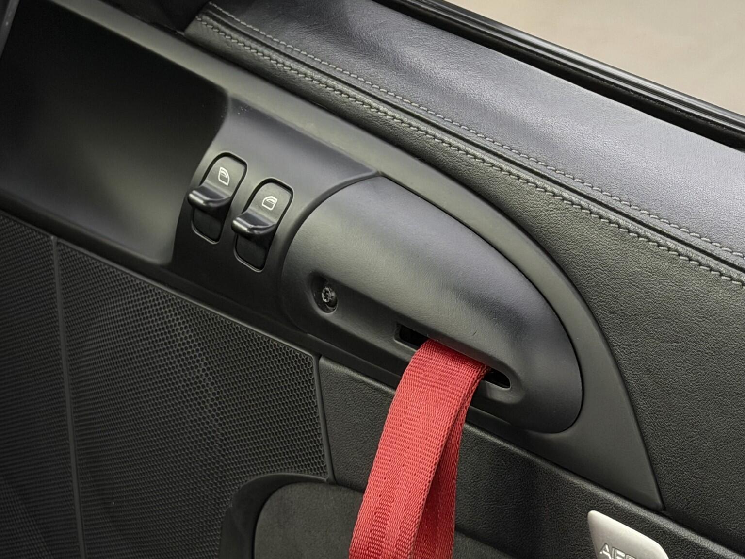 Porsche 911 view 55