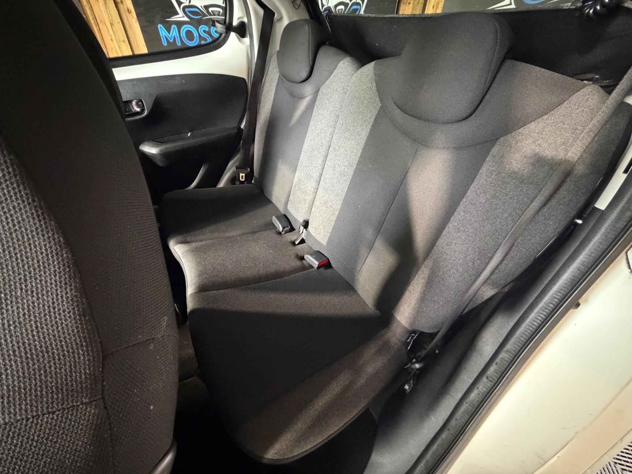 Citroen C1 view 21