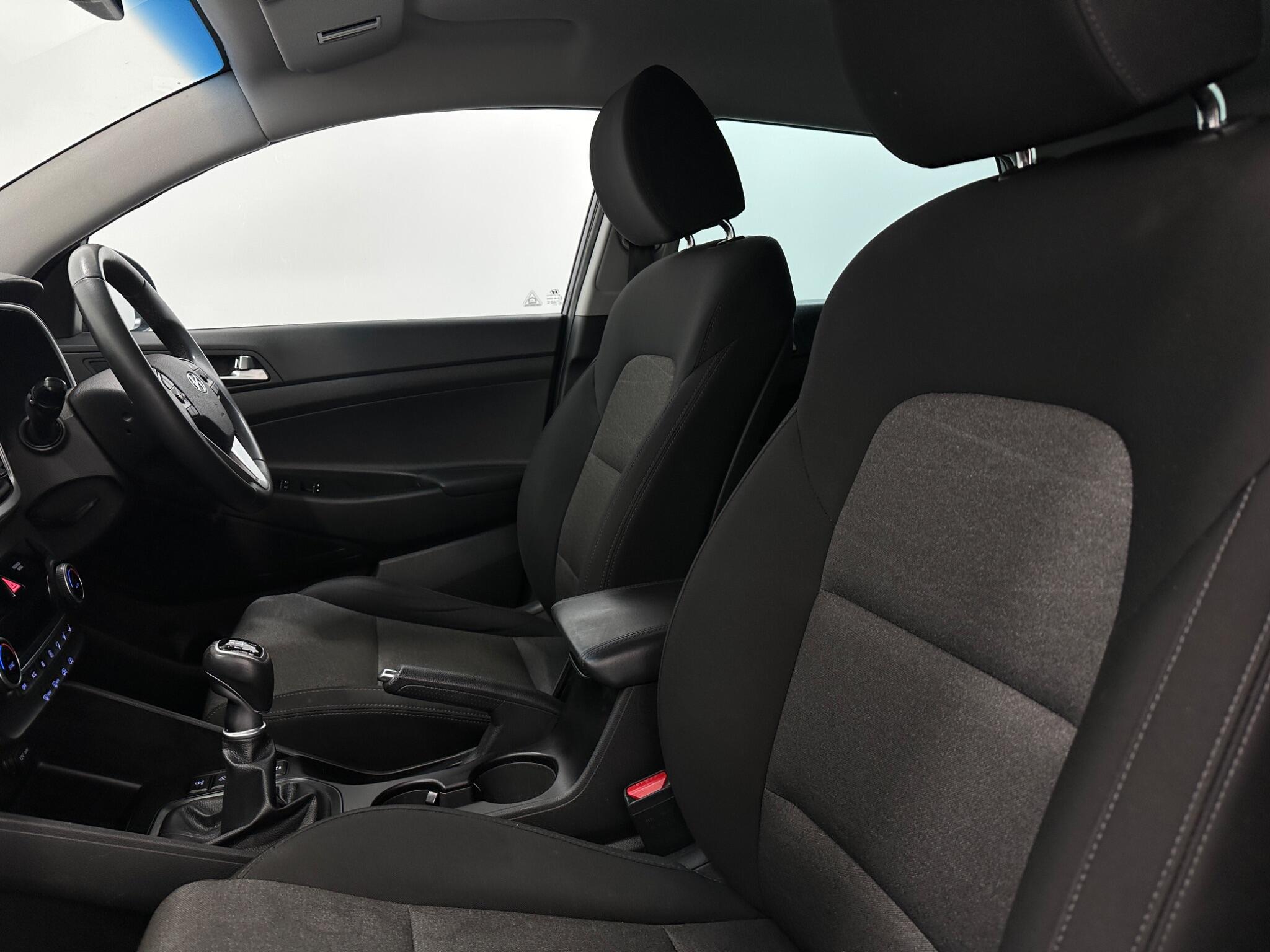 Hyundai Tucson view 33