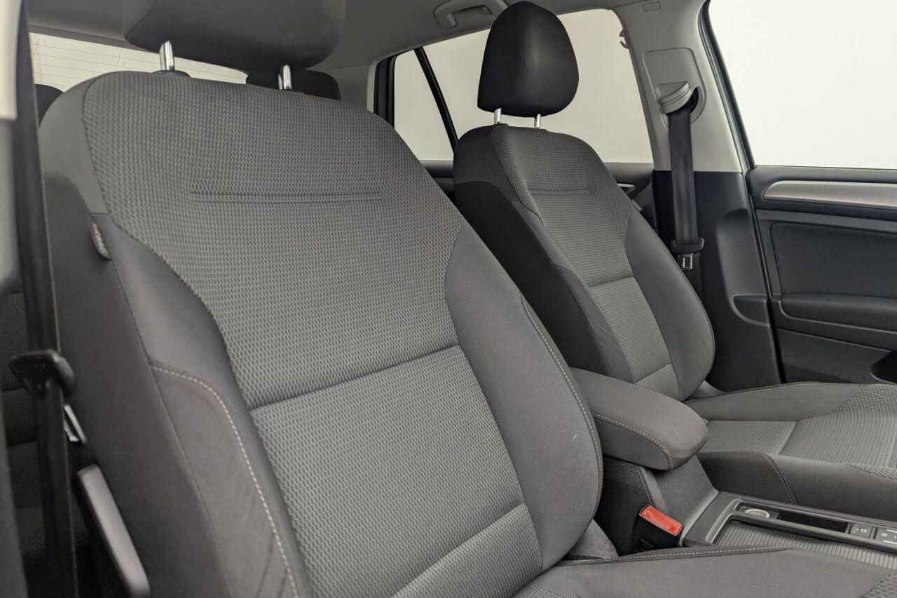Volkswagen Golf view 15
