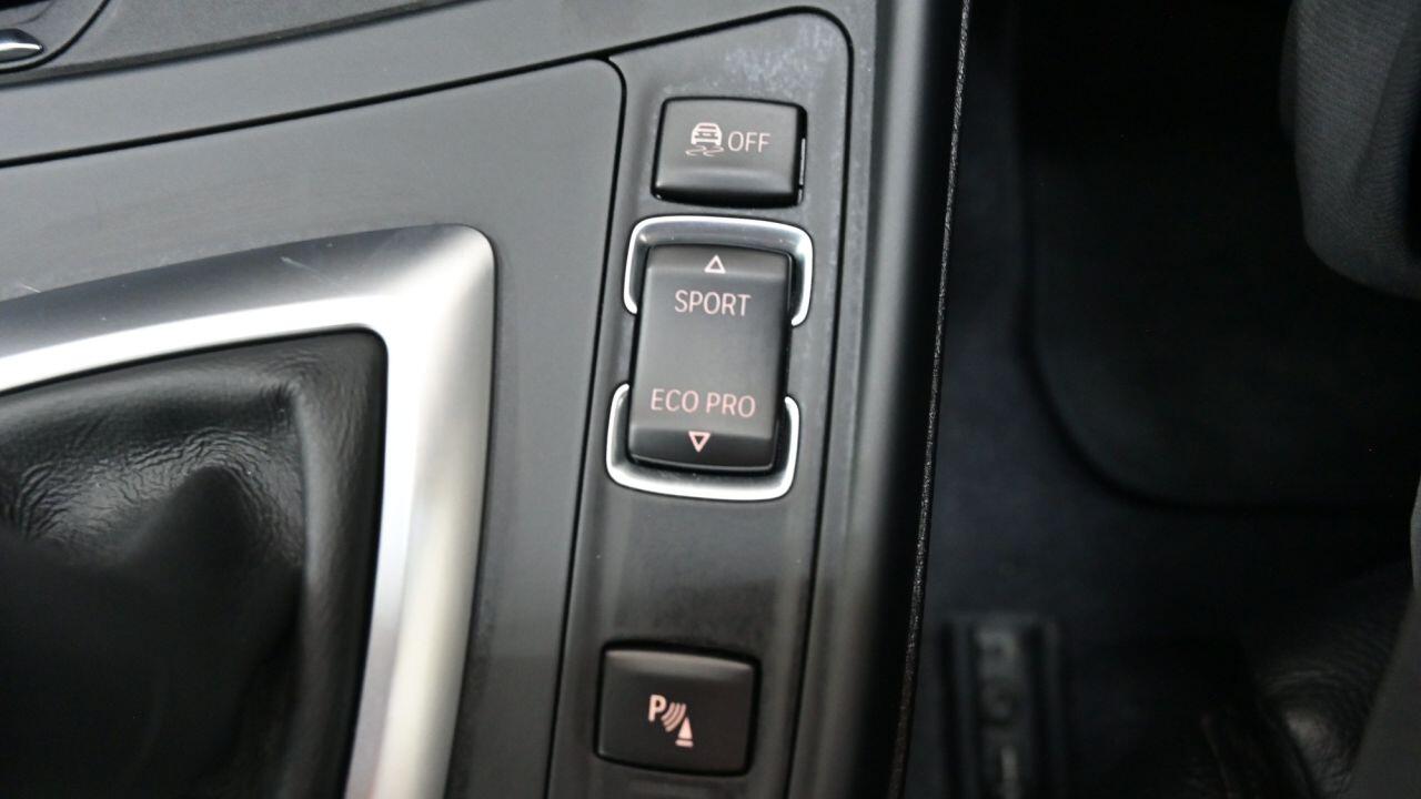 BMW 2 Series view 35